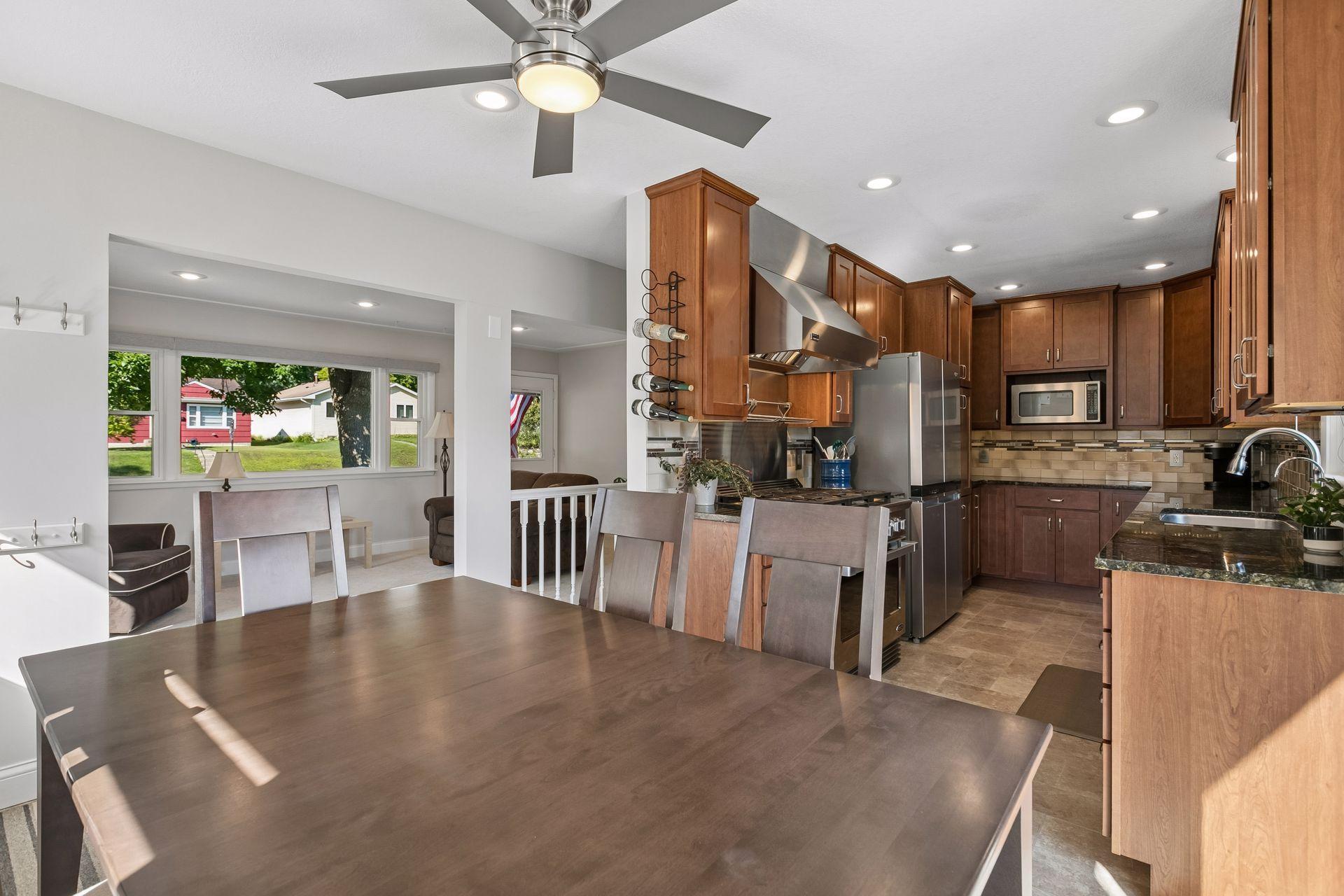 View of Residential at 3700 Hubbard Avenue, Robbinsdale MN 55422, Robbinsdale (10 of 52) - Mike Wilen | Minnesota Team Real Estate