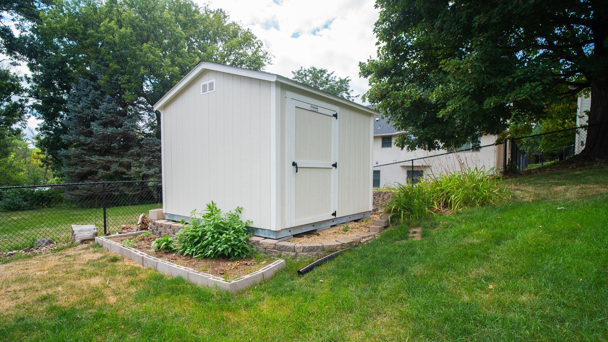 View of Residential at 2205 Jennifer Court, North Saint Paul MN 55109, North Saint Paul (20 of 22) - Mike Wilen | Minnesota Team Real Estate