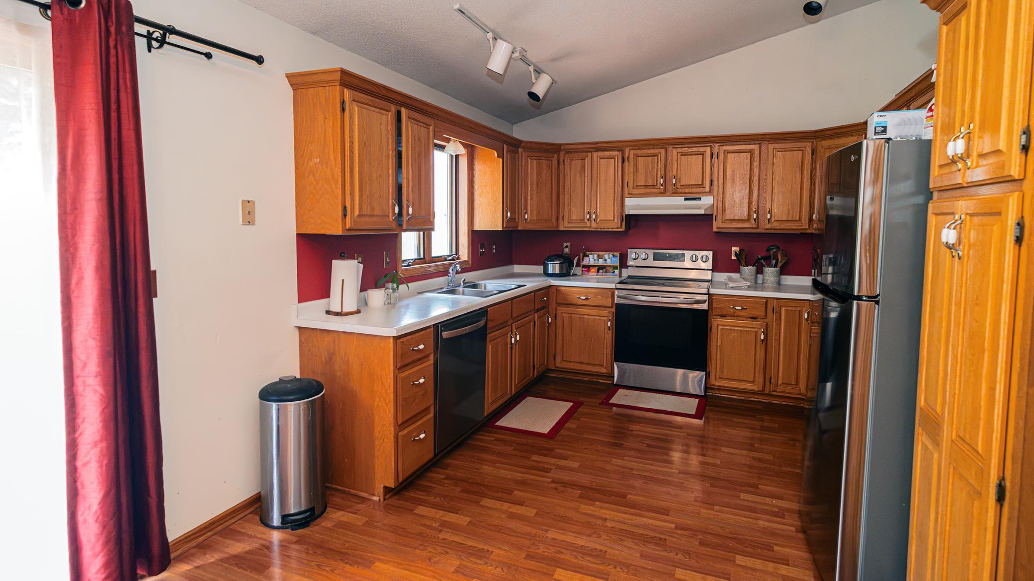 View of Residential at 2205 Jennifer Court, North Saint Paul MN 55109, North Saint Paul (4 of 22) - Mike Wilen | Minnesota Team Real Estate