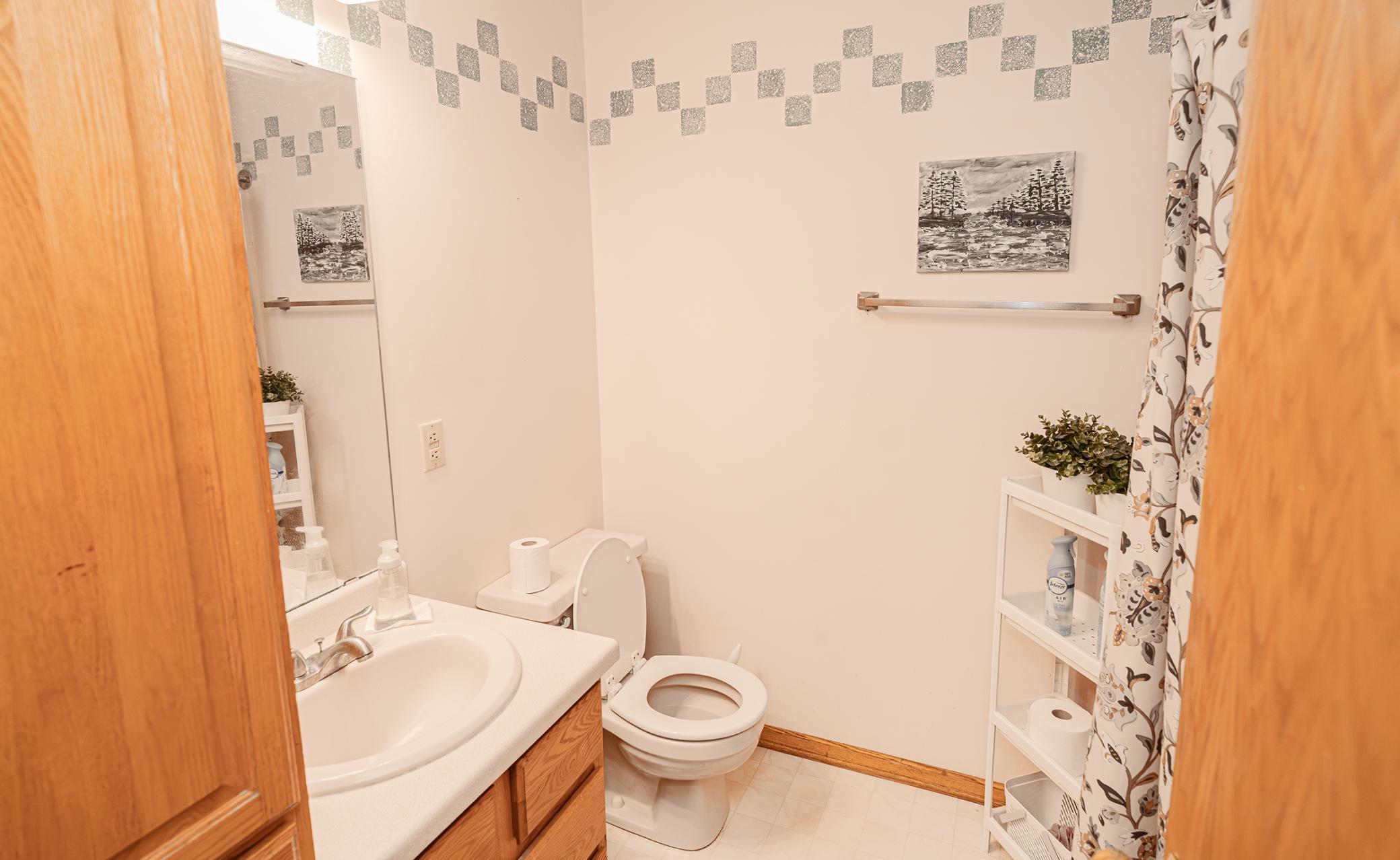 View of Residential at 2205 Jennifer Court, North Saint Paul MN 55109, North Saint Paul (14 of 22) - Mike Wilen | Minnesota Team Real Estate