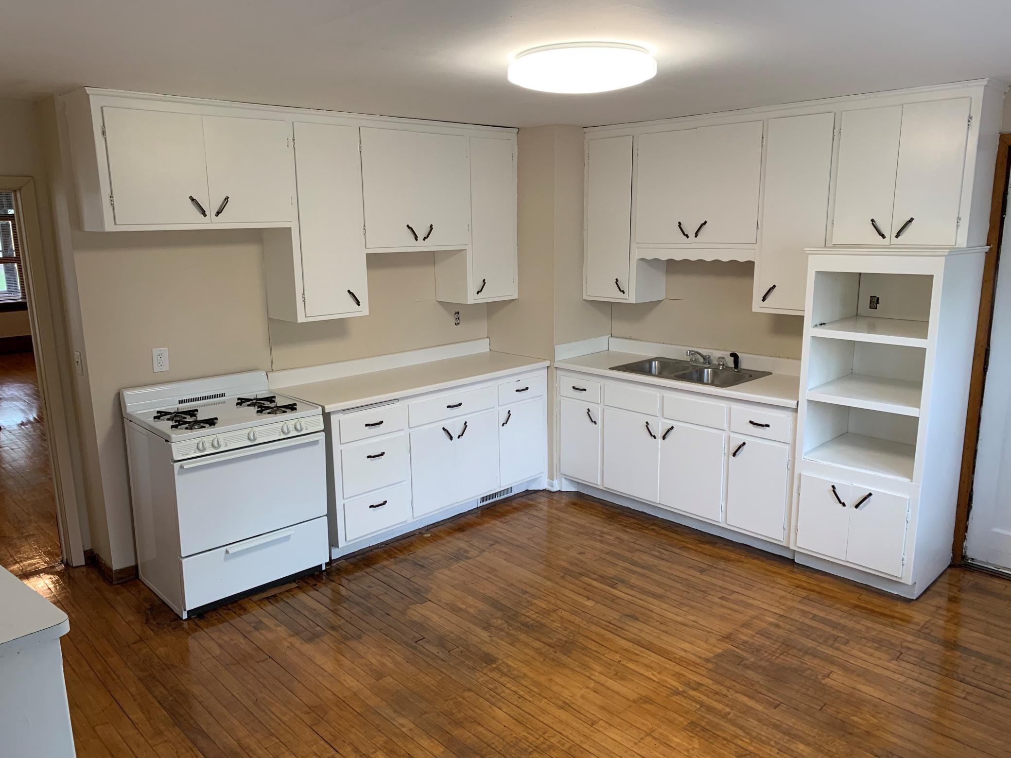 View of Residential Income at 226 Gramercy Avenue, Minneapolis MN 55405, Minneapolis (7 of 27) - Mike Wilen | Minnesota Team Real Estate