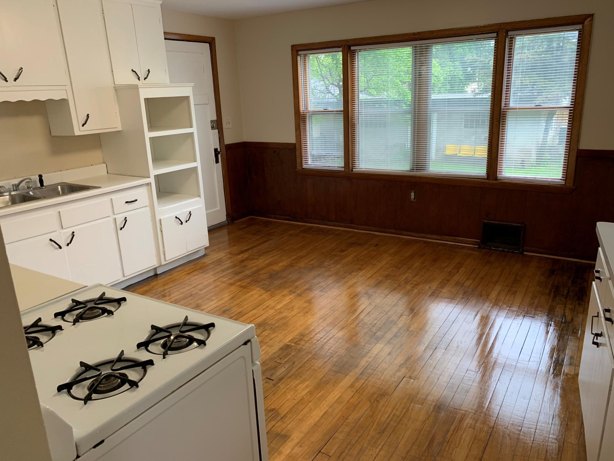 View of Residential Income at 226 Gramercy Avenue, Minneapolis MN 55405, Minneapolis (6 of 27) - Mike Wilen | Minnesota Team Real Estate
