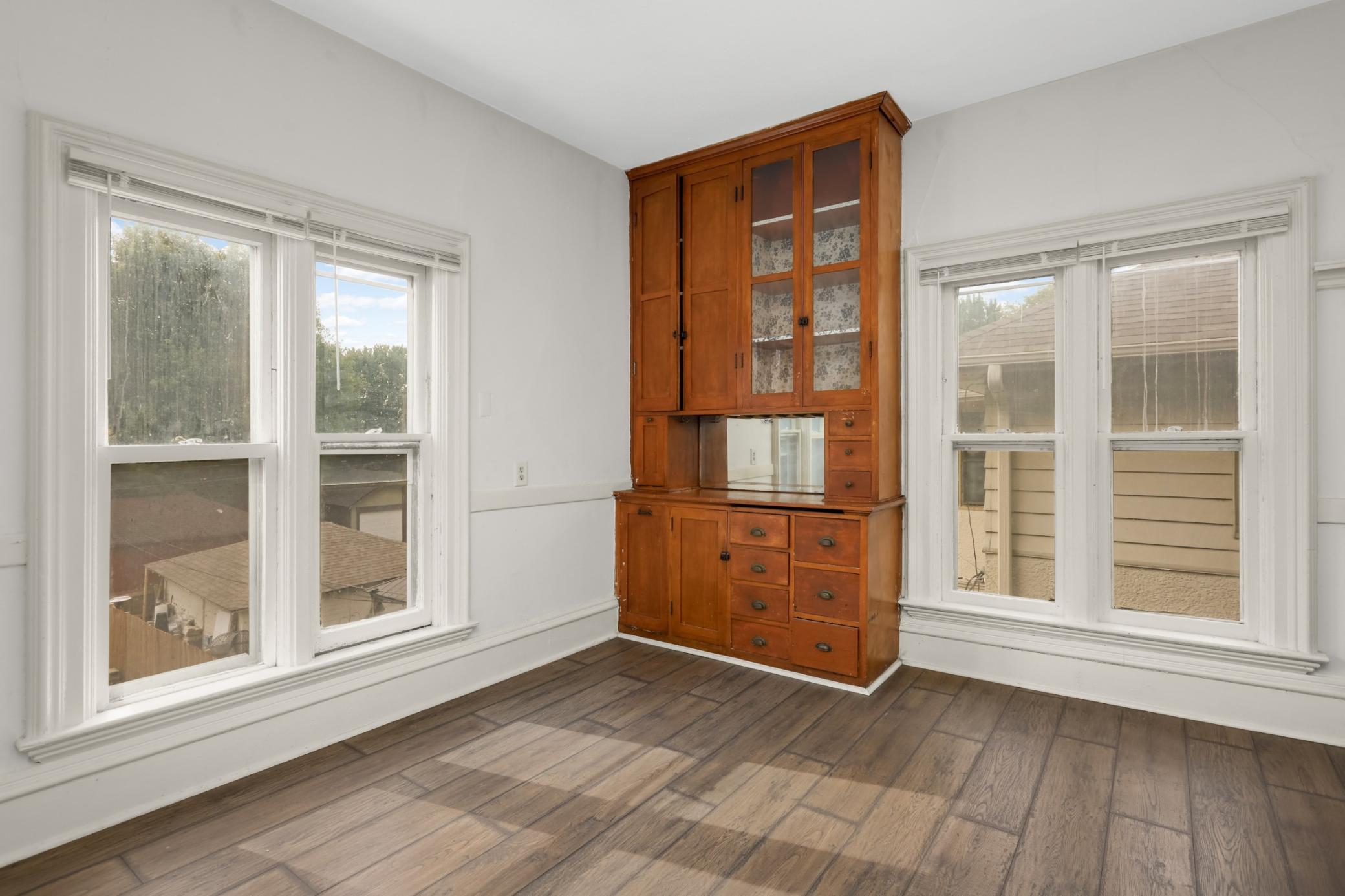 View of Residential Income at 226 Gramercy Avenue, Minneapolis MN 55405, Minneapolis (14 of 27) - Mike Wilen | Minnesota Team Real Estate