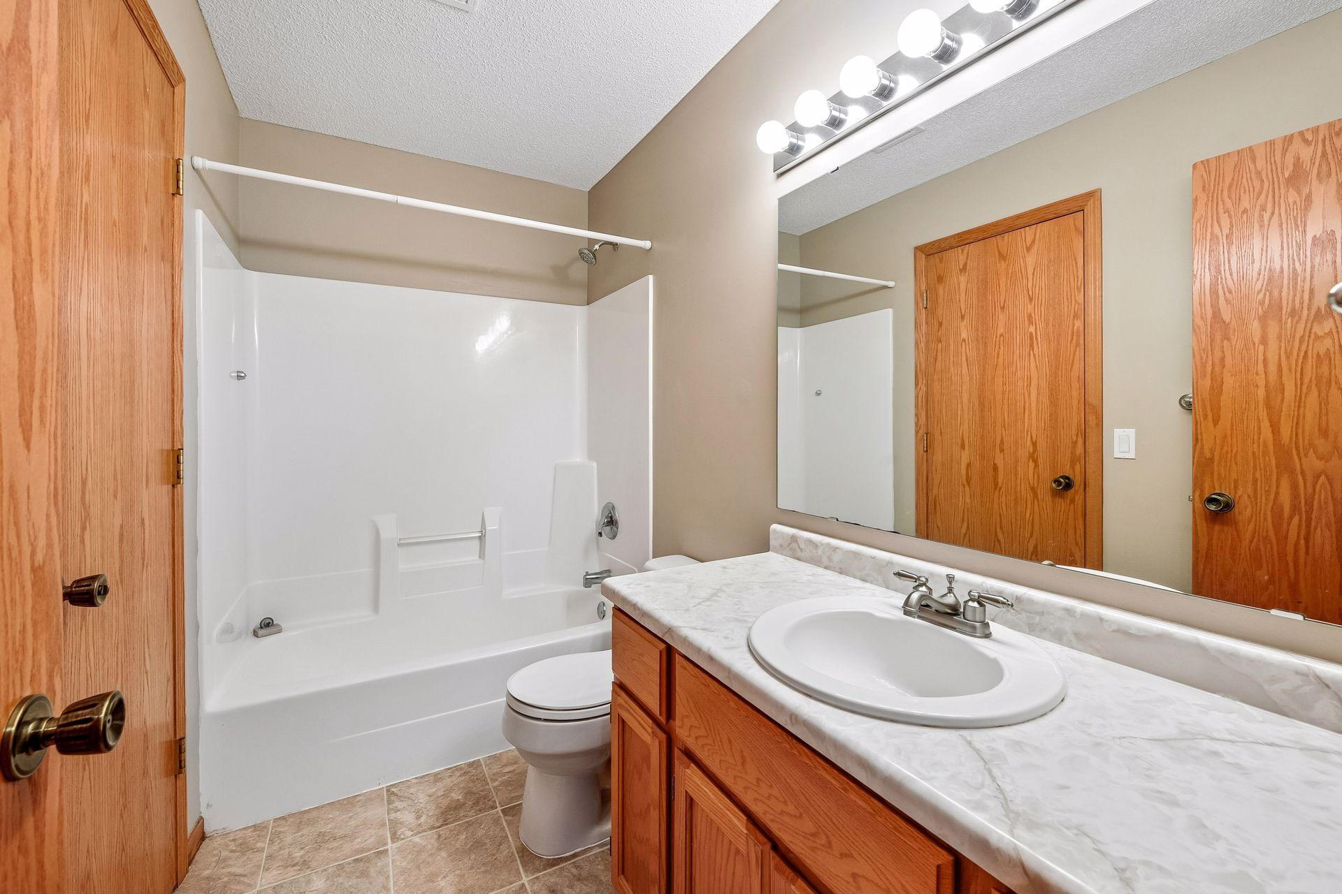 View of Residential at 1978 Parkway Avenue, Shakopee MN 55379, Shakopee (34 of 39) - Mike Wilen | Minnesota Team Real Estate