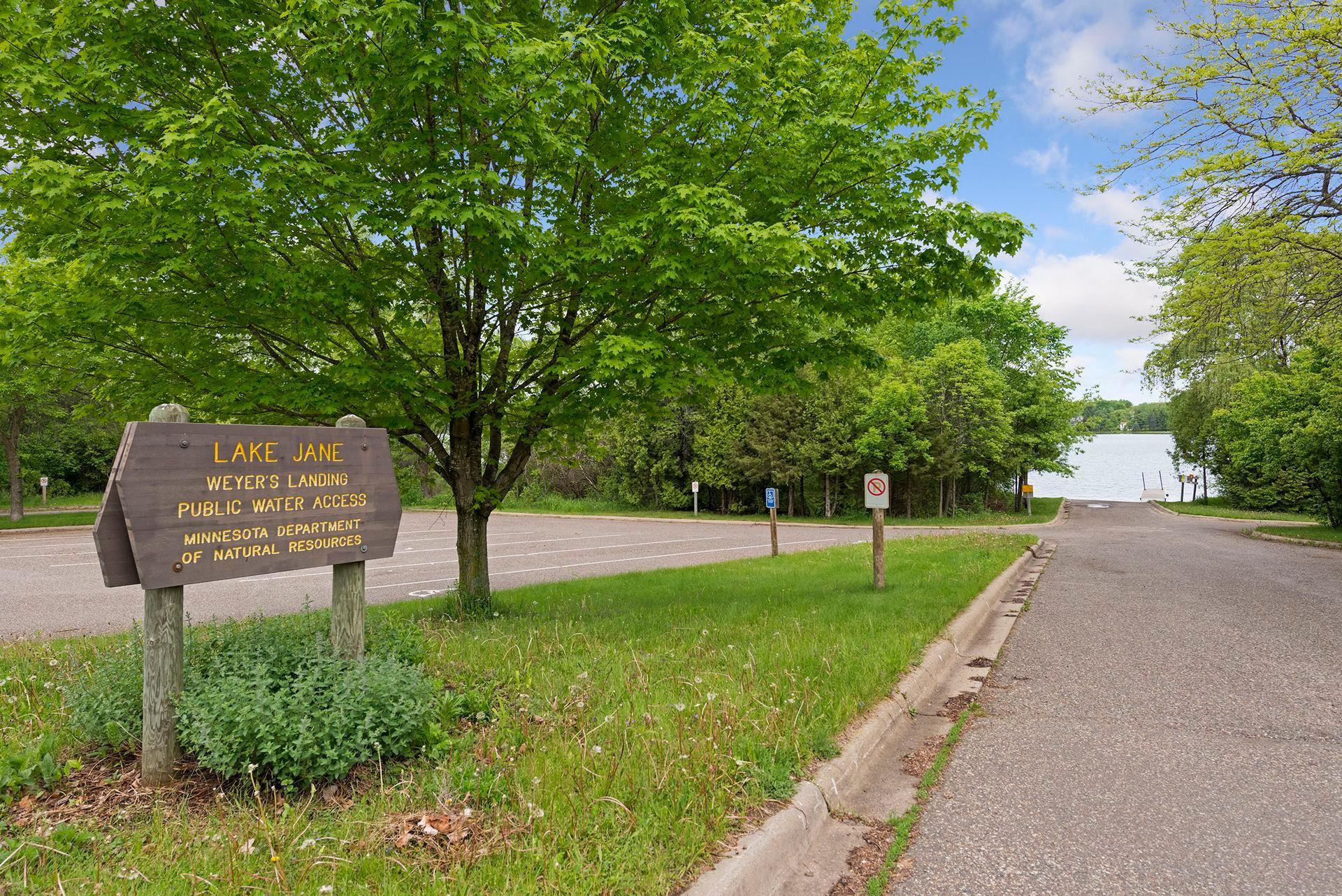 View of Residential at 8249 Deer Pond Court, Lake Elmo MN 55042, Lake Elmo (45 of 54) - Mike Wilen | Minnesota Team Real Estate