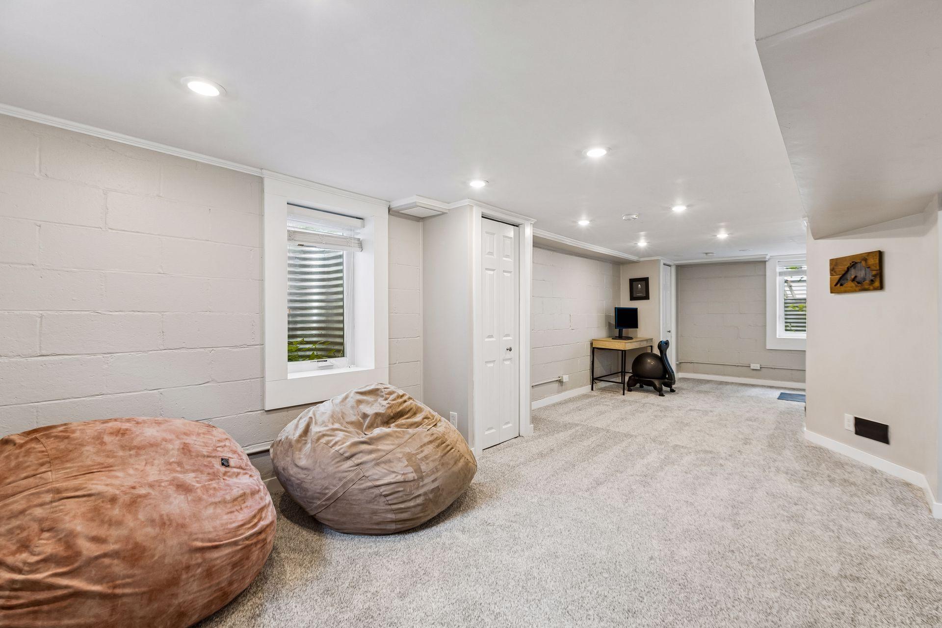 View of Residential at 2745 Blackstone Avenue, Saint Louis Park MN 55416, Saint Louis Park (21 of 33) - Mike Wilen | Minnesota Team Real Estate