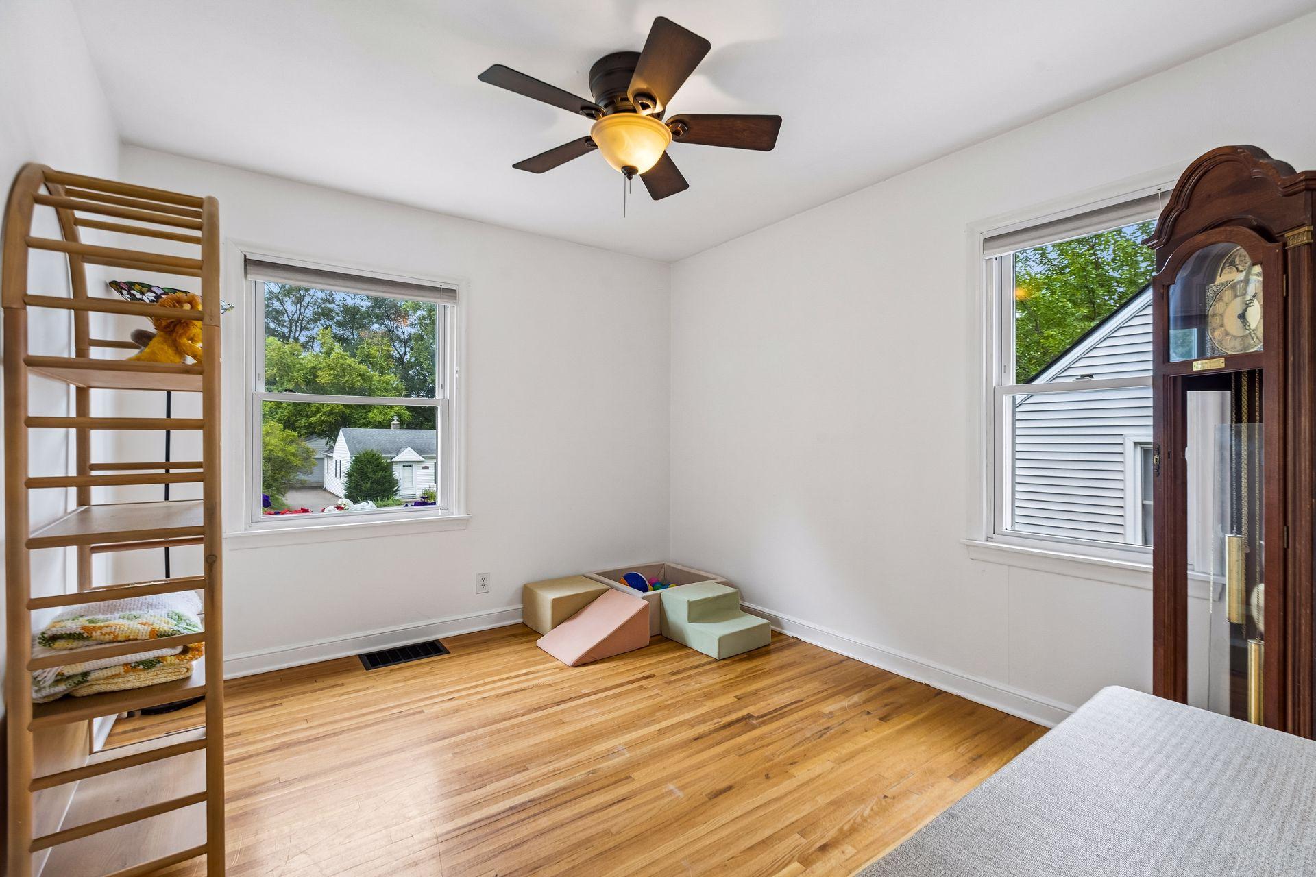 View of Residential at 2745 Blackstone Avenue, Saint Louis Park MN 55416, Saint Louis Park (19 of 33) - Mike Wilen | Minnesota Team Real Estate