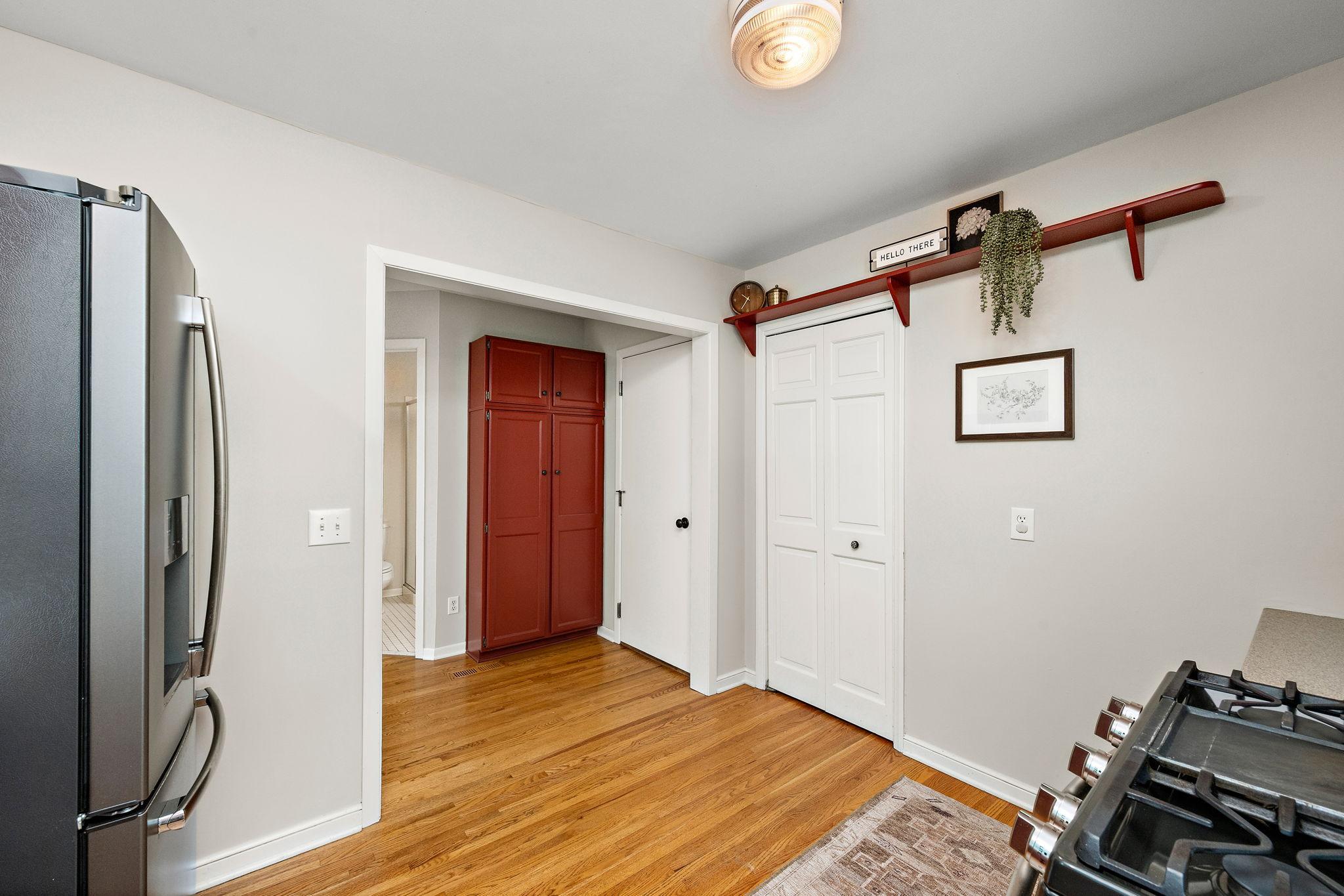 View of Residential at 3828 France Avenue, Saint Louis Park MN 55416, Saint Louis Park (12 of 30) - Mike Wilen | Minnesota Team Real Estate