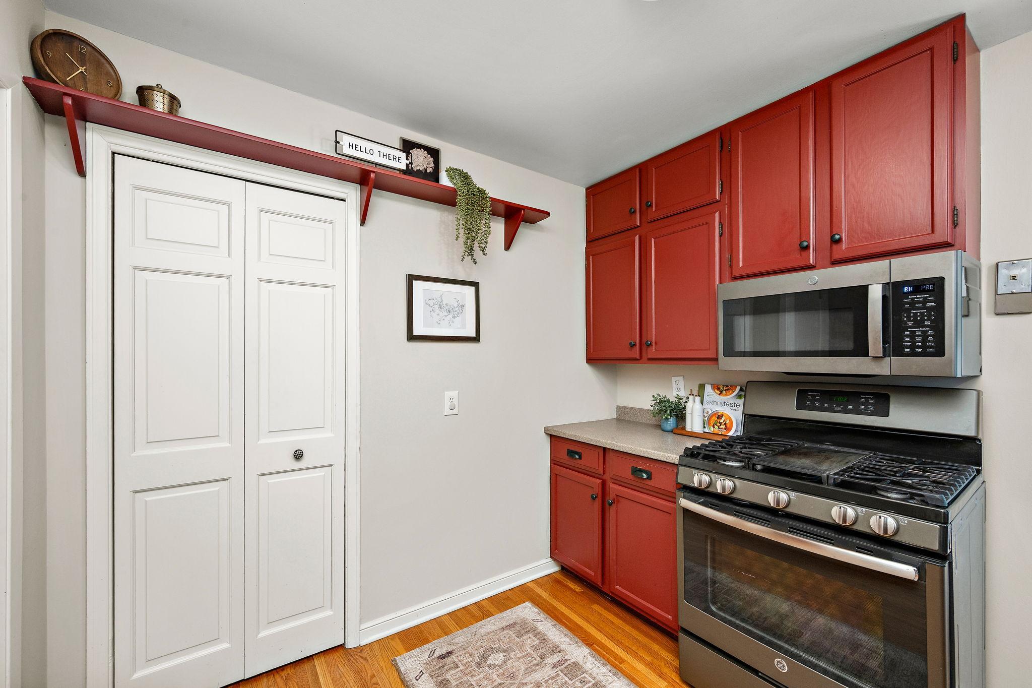 View of Residential at 3828 France Avenue, Saint Louis Park MN 55416, Saint Louis Park (11 of 30) - Mike Wilen | Minnesota Team Real Estate