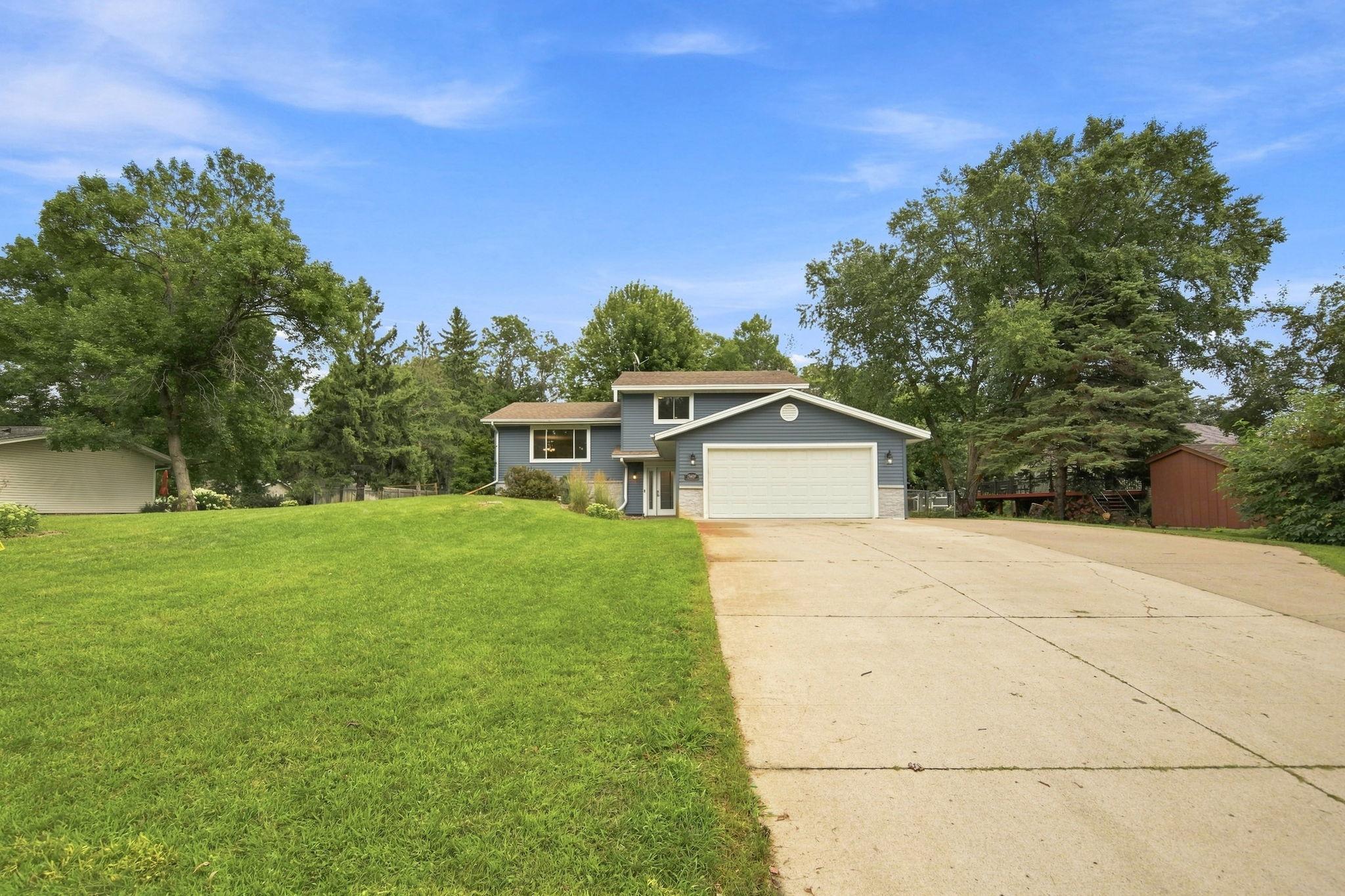 View of Residential at 13409 Jonquil Street, Andover MN 55304, Andover (32 of 38) - Mike Wilen | Minnesota Team Real Estate