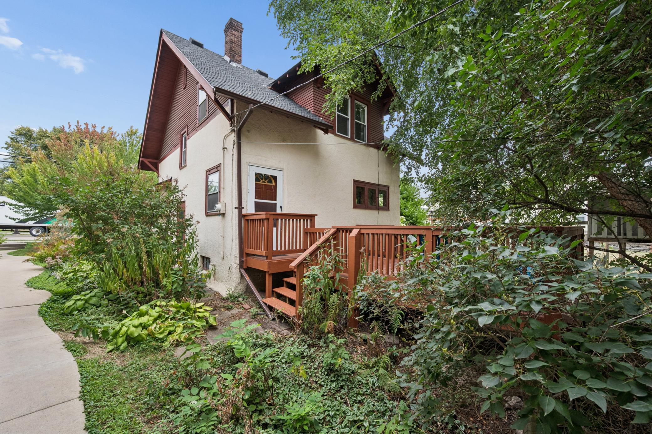 View of Residential at 2096 Como Avenue, Saint Paul MN 55108, Saint Paul (50 of 57) - Mike Wilen | Minnesota Team Real Estate