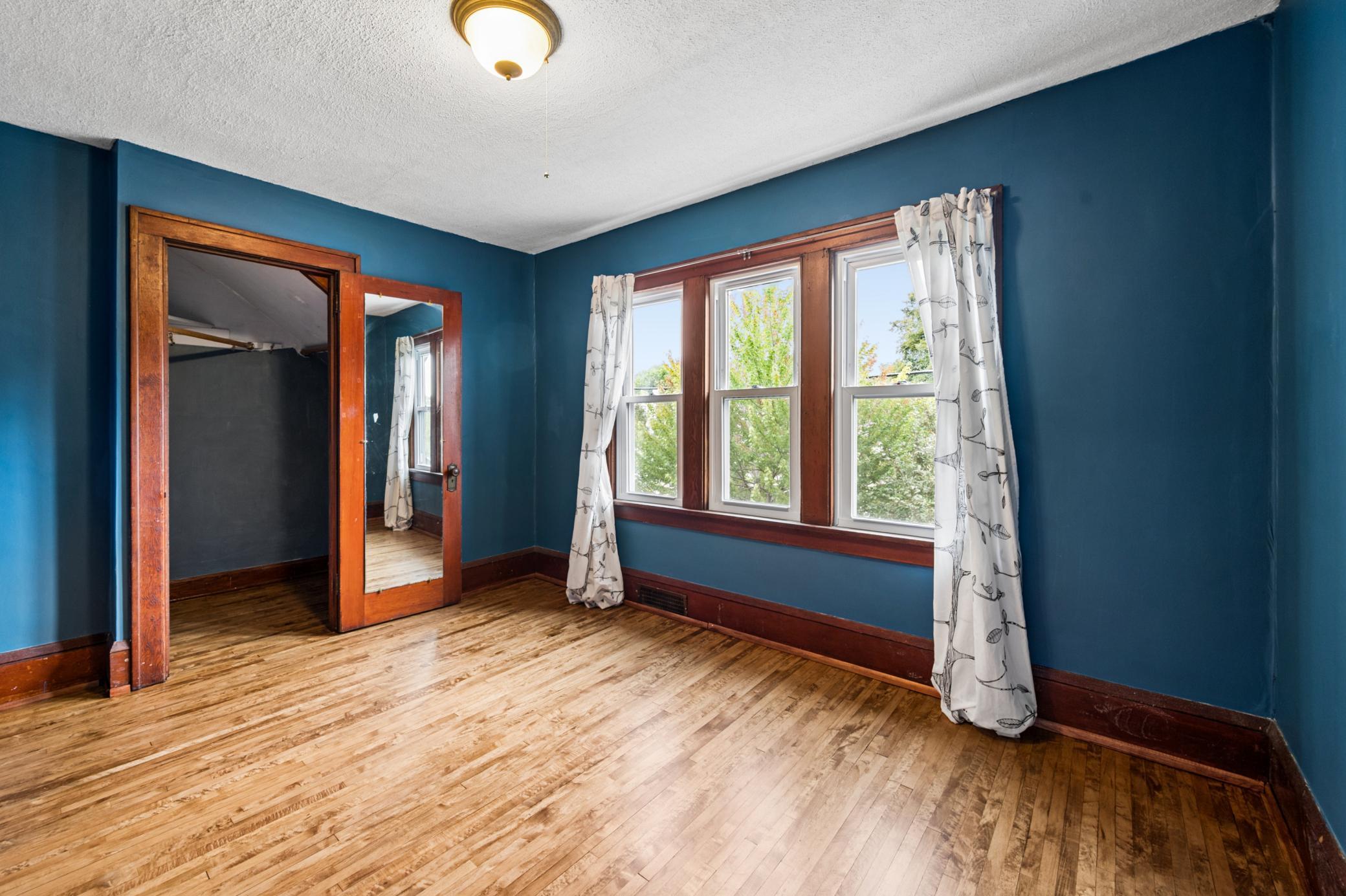 View of Residential at 2096 Como Avenue, Saint Paul MN 55108, Saint Paul (34 of 57) - Mike Wilen | Minnesota Team Real Estate
