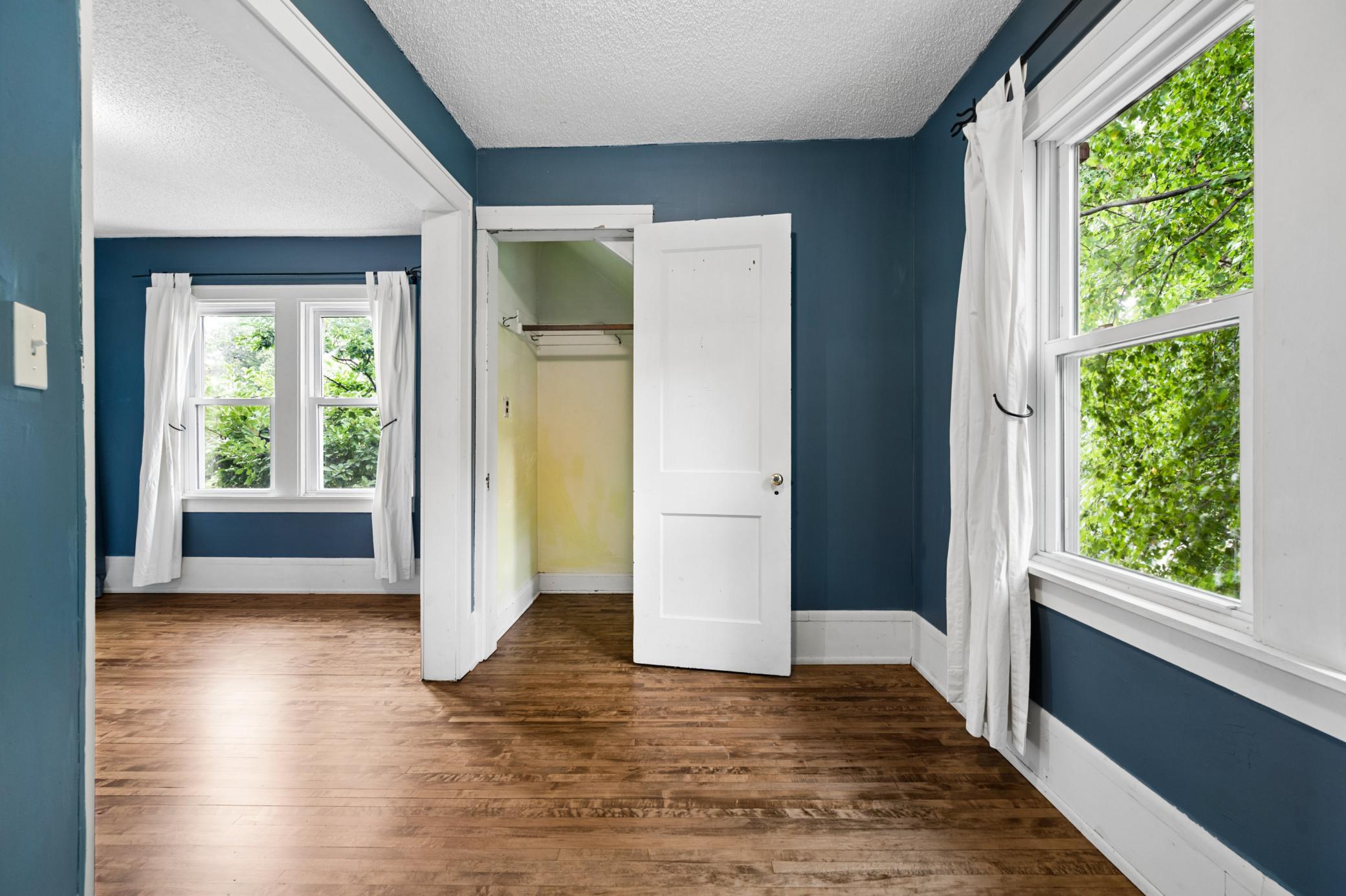 View of Residential at 2096 Como Avenue, Saint Paul MN 55108, Saint Paul (33 of 57) - Mike Wilen | Minnesota Team Real Estate