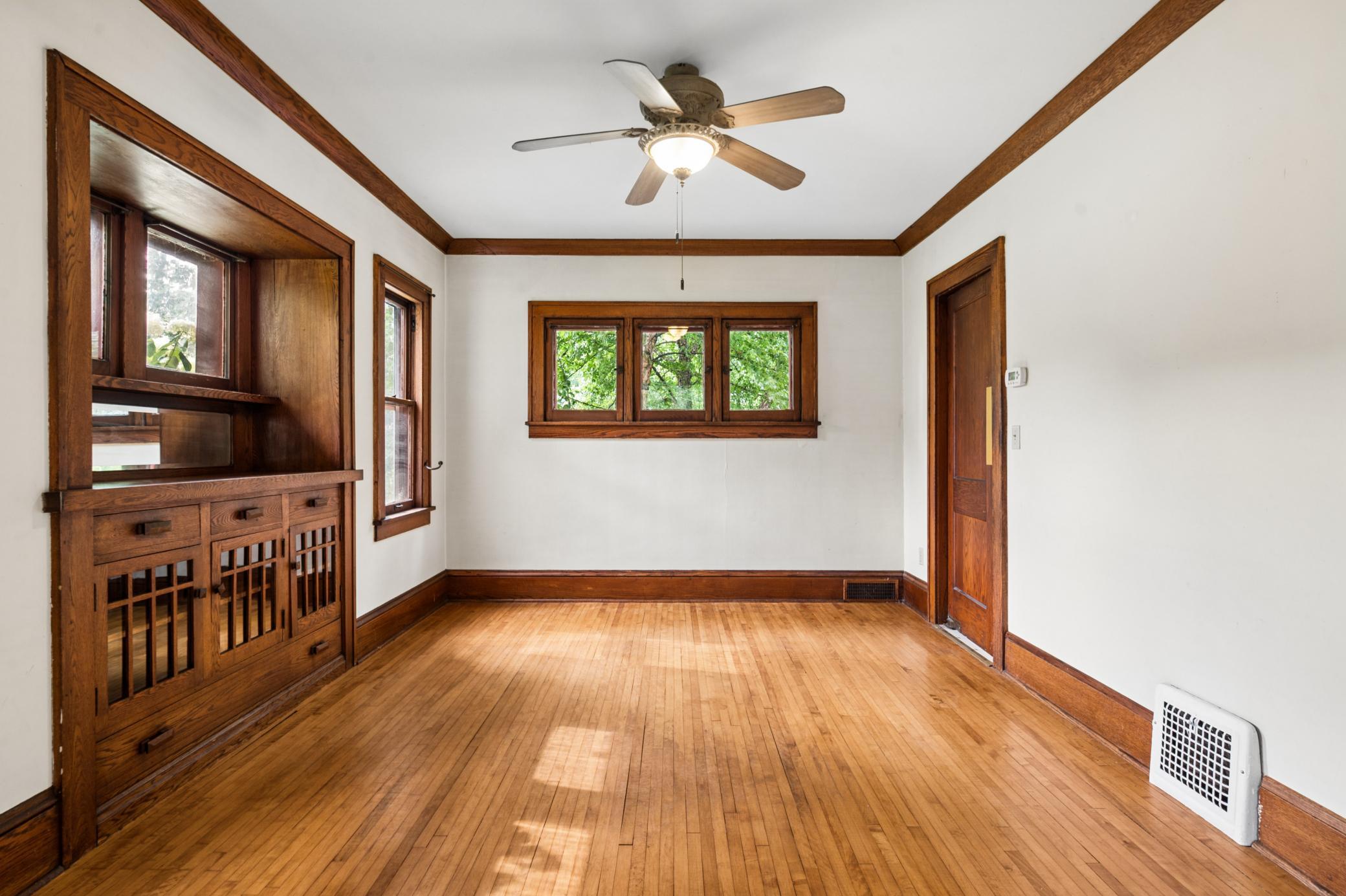 View of Residential at 2096 Como Avenue, Saint Paul MN 55108, Saint Paul (12 of 57) - Mike Wilen | Minnesota Team Real Estate