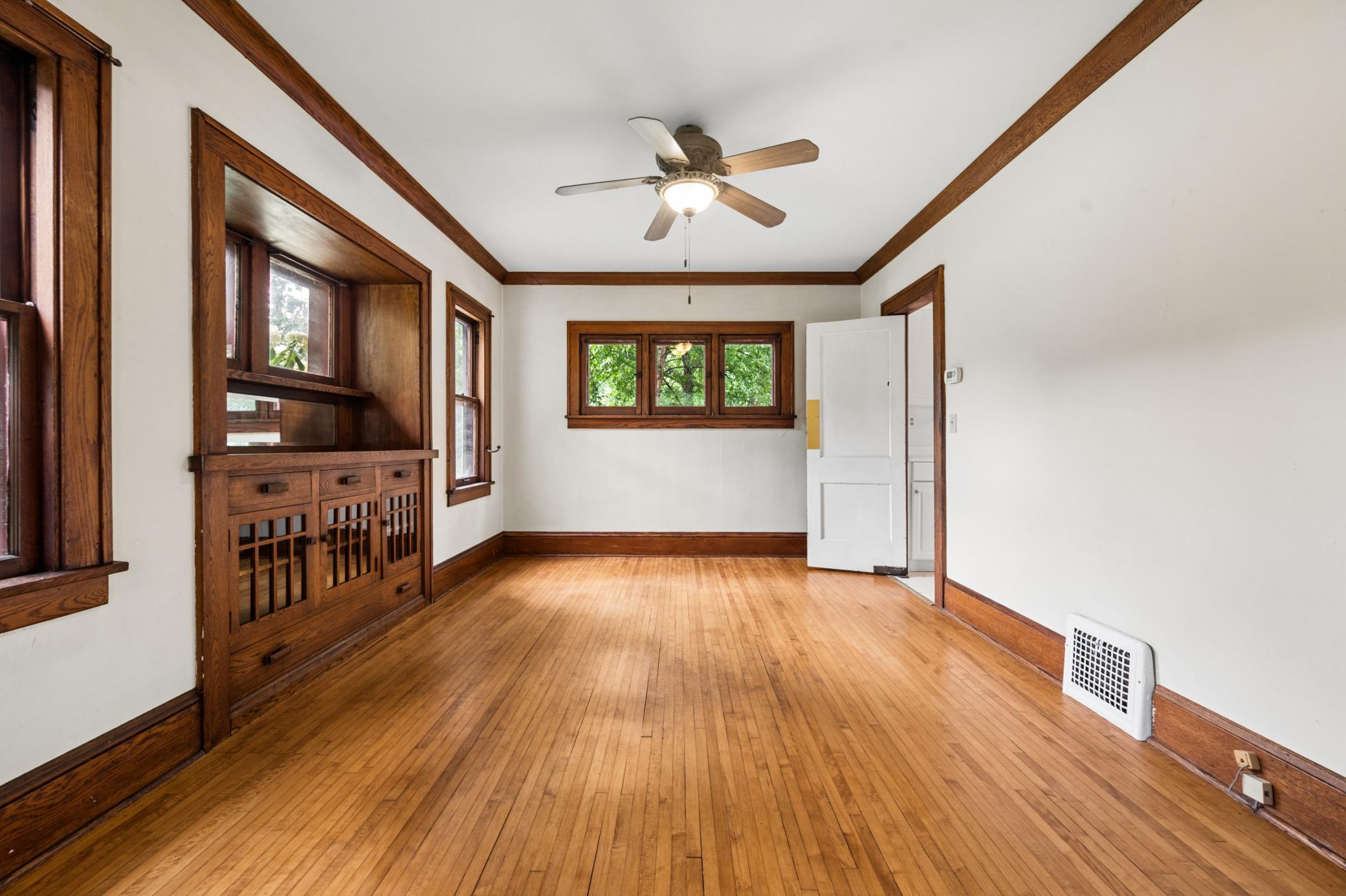 View of Residential at 2096 Como Avenue, Saint Paul MN 55108, Saint Paul (11 of 57) - Mike Wilen | Minnesota Team Real Estate