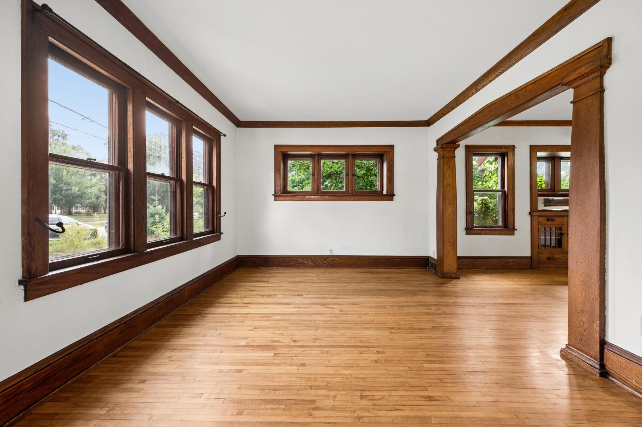 View of Residential at 2096 Como Avenue, Saint Paul MN 55108, Saint Paul (3 of 57) - Mike Wilen | Minnesota Team Real Estate