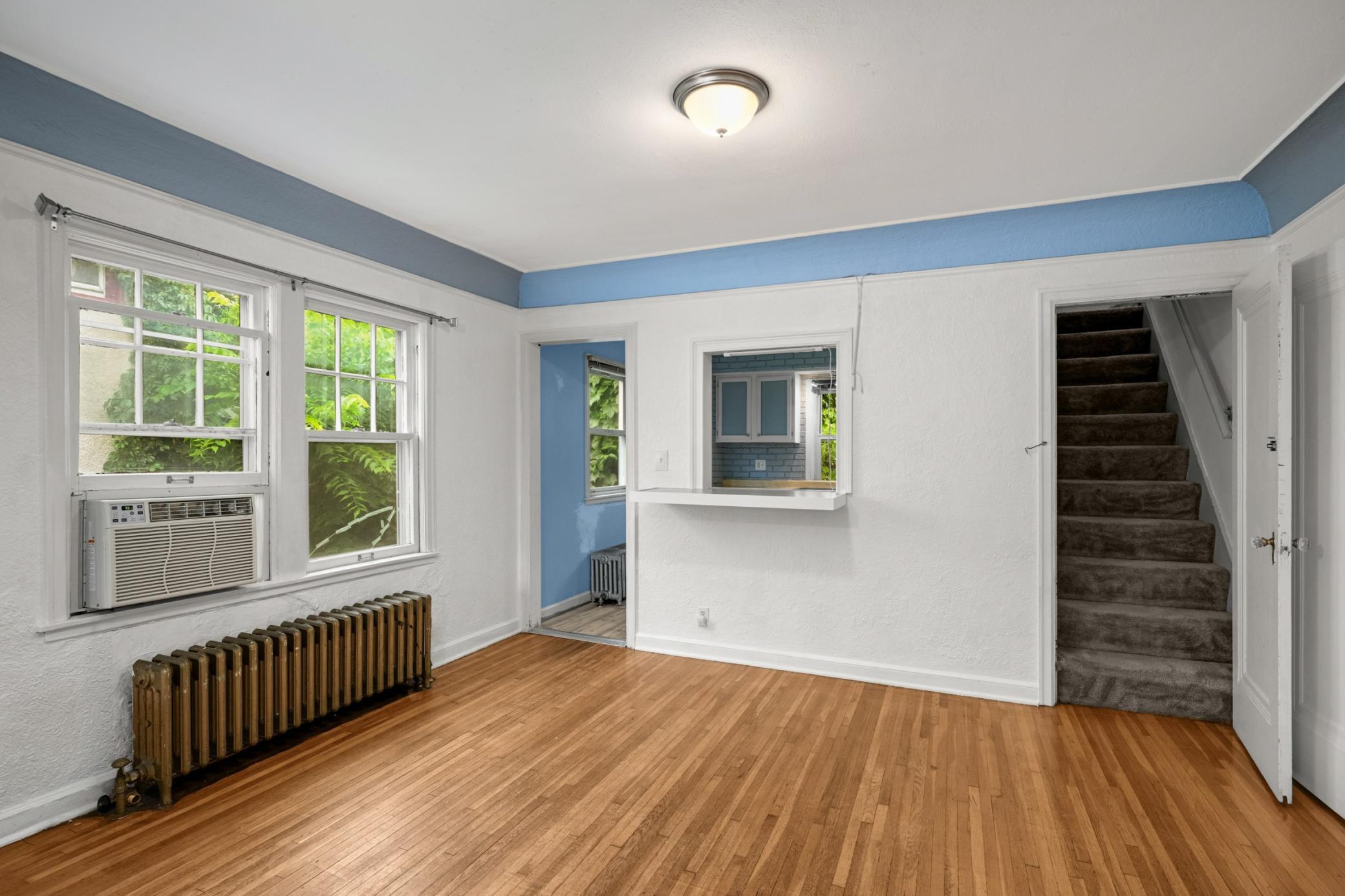 View of Residential at 3920 15th Avenue, Minneapolis MN 55407, Minneapolis (11 of 30) - Mike Wilen | Minnesota Team Real Estate