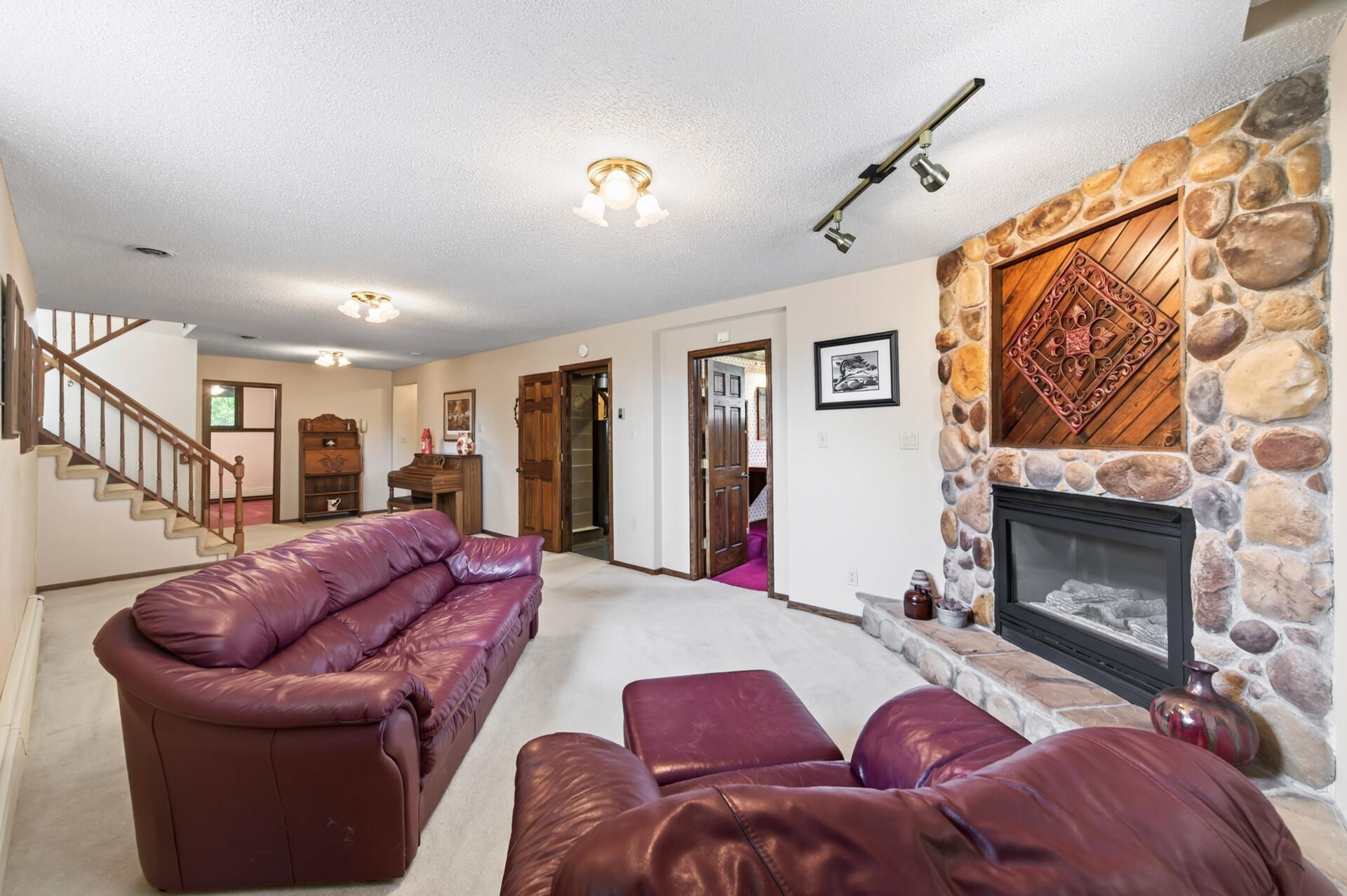 View of Residential at 3800 101st Avenue, Brooklyn Park MN 55443, Brooklyn Park (25 of 42) - Mike Wilen | Minnesota Team Real Estate
