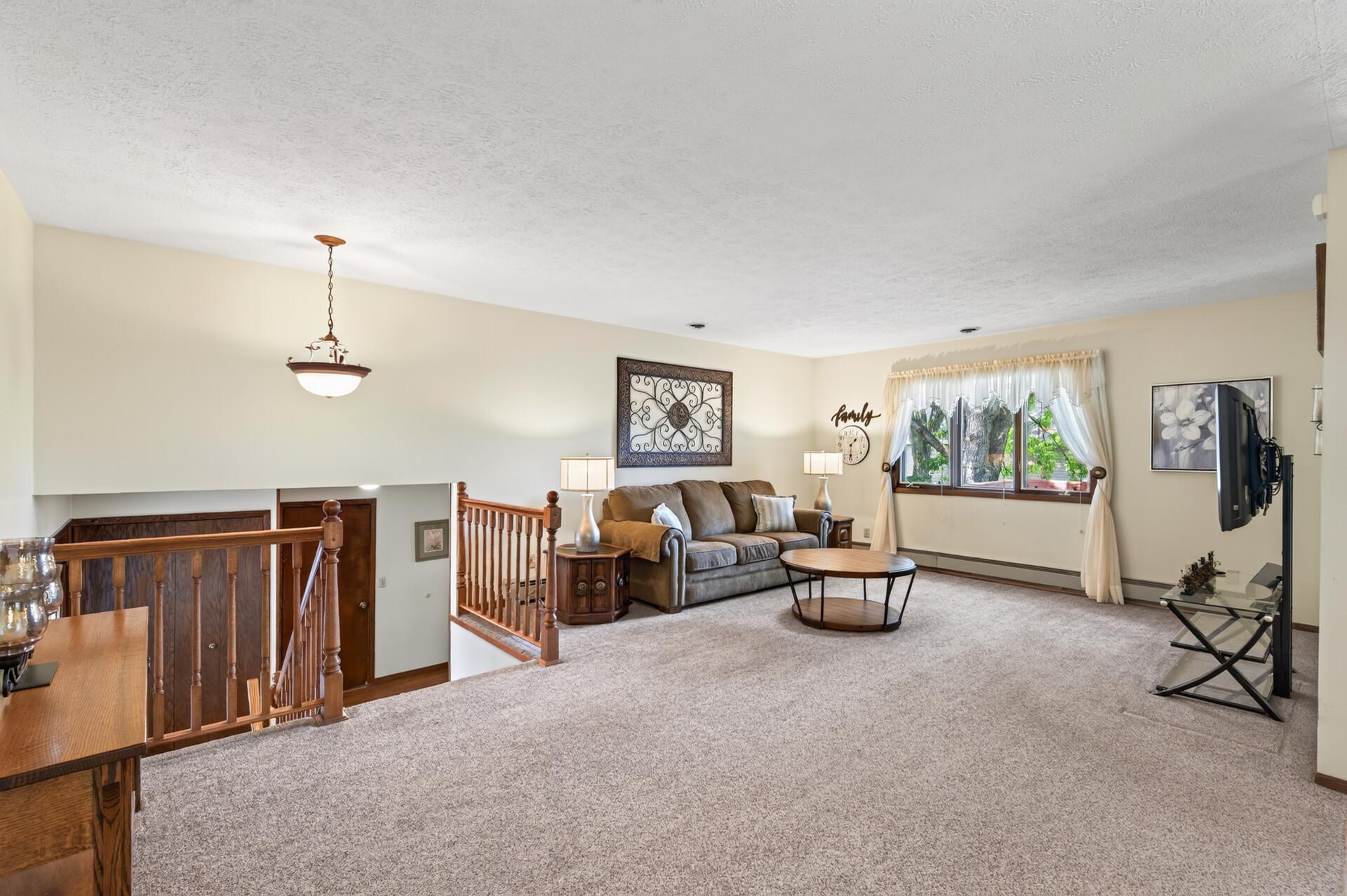 View of Residential at 3800 101st Avenue, Brooklyn Park MN 55443, Brooklyn Park (9 of 42) - Mike Wilen | Minnesota Team Real Estate