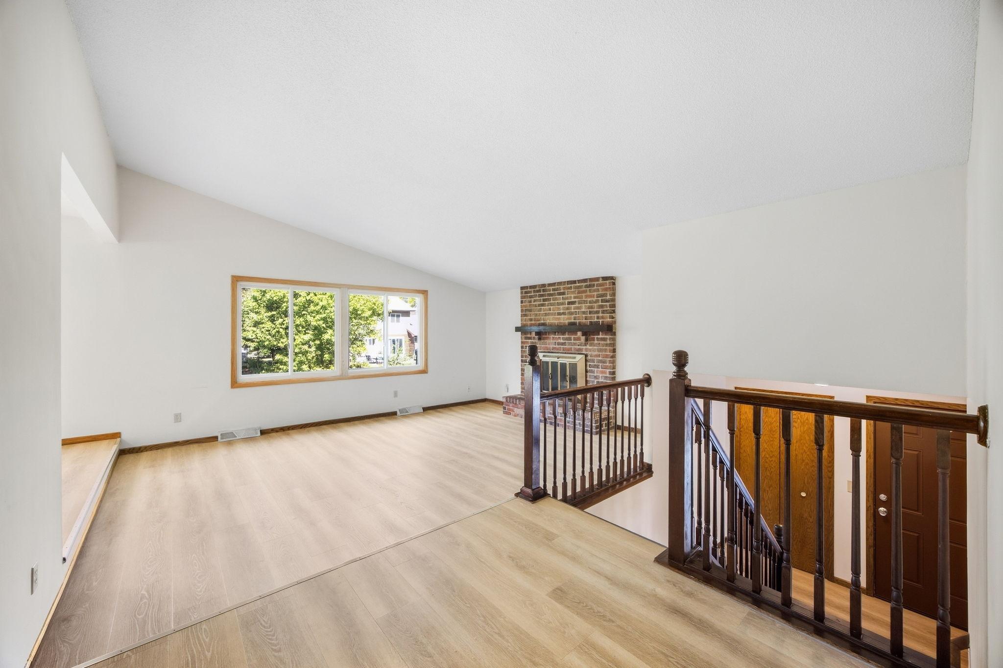 View of Residential at 8818 Brook Avenue, Brooklyn Park MN 55428, Brooklyn Park (4 of 45) - Mike Wilen | Minnesota Team Real Estate