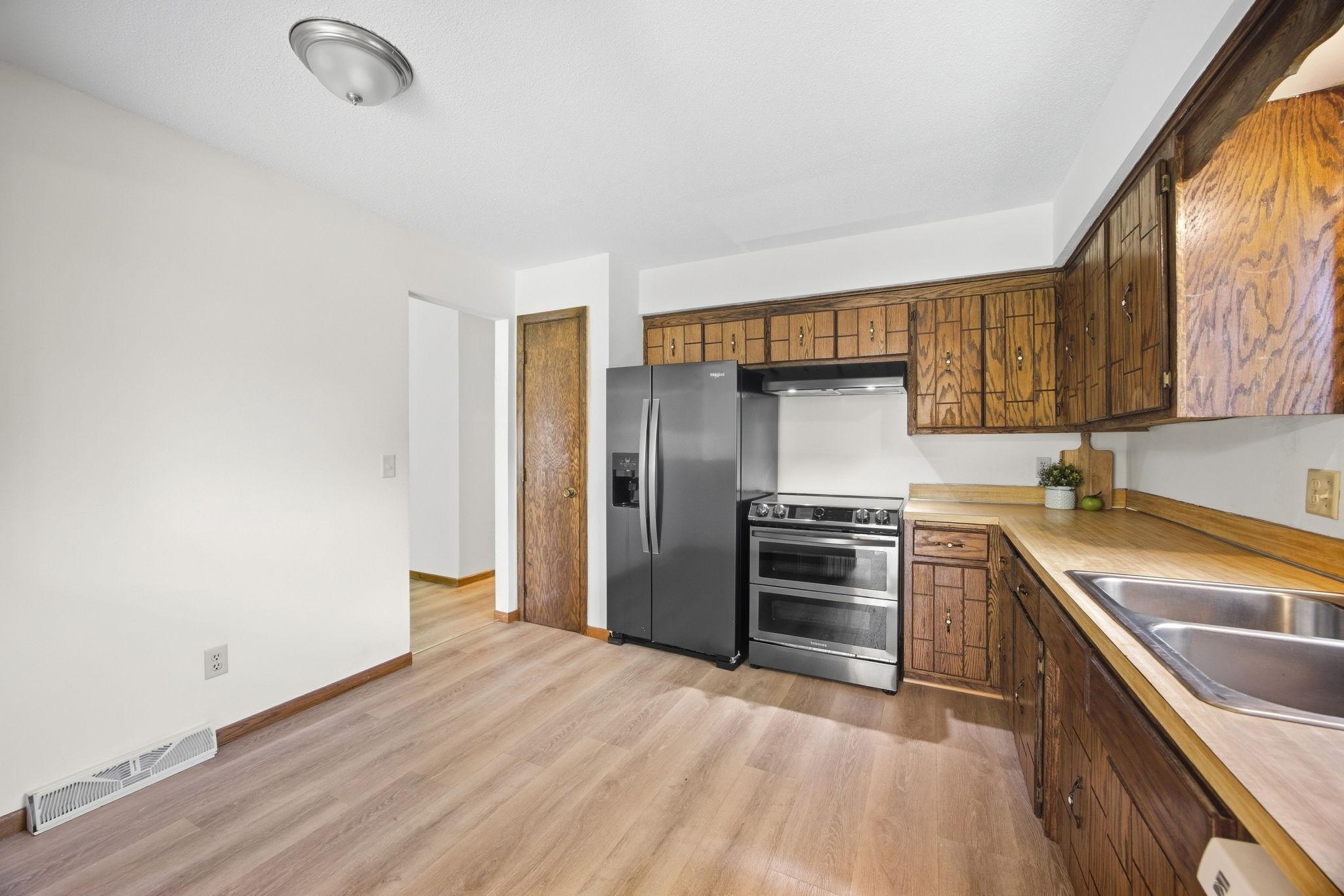 View of Residential at 8818 Brook Avenue, Brooklyn Park MN 55428, Brooklyn Park (13 of 45) - Mike Wilen | Minnesota Team Real Estate