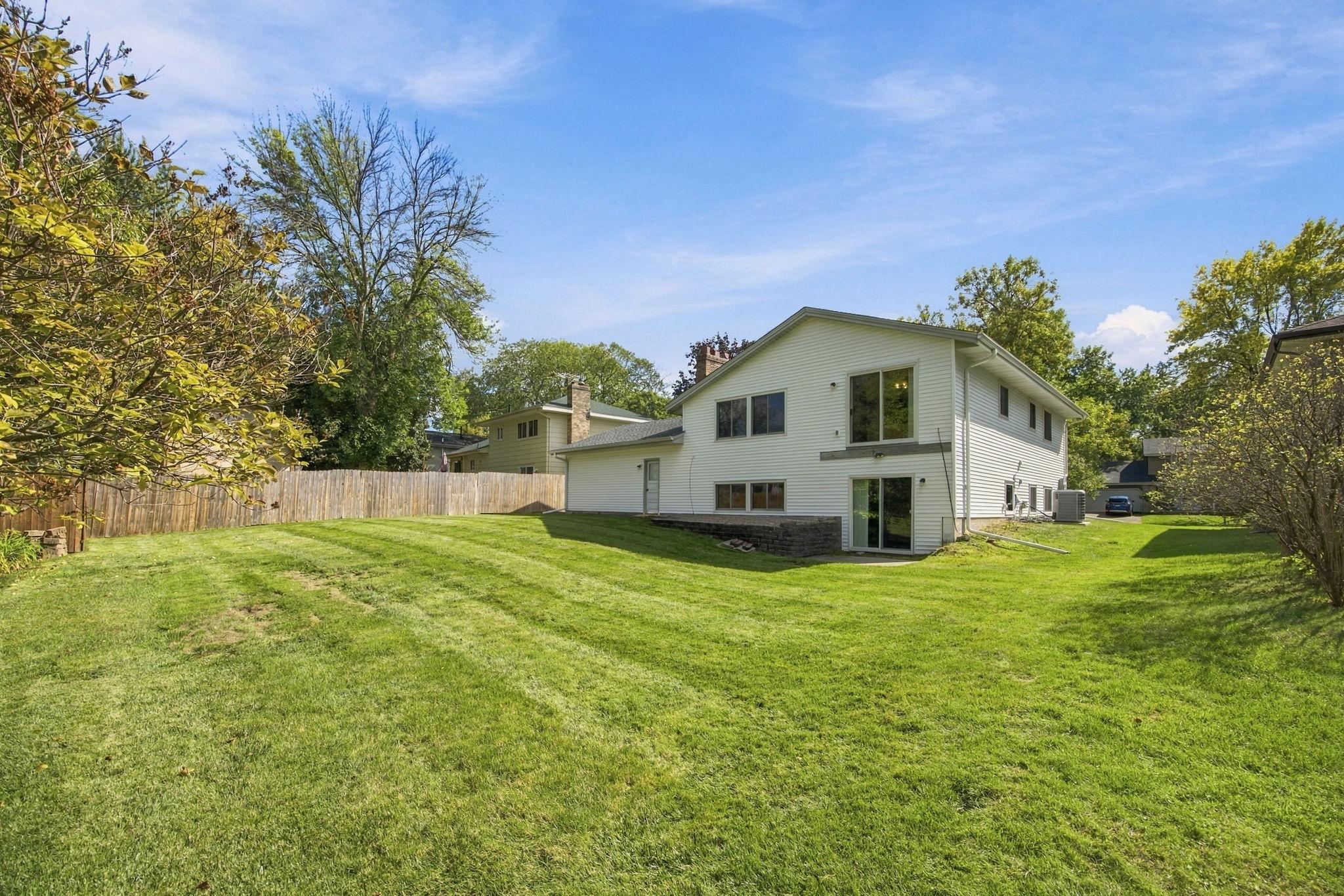 View of Residential at 8818 Brook Avenue, Brooklyn Park MN 55428, Brooklyn Park (35 of 45) - Mike Wilen | Minnesota Team Real Estate