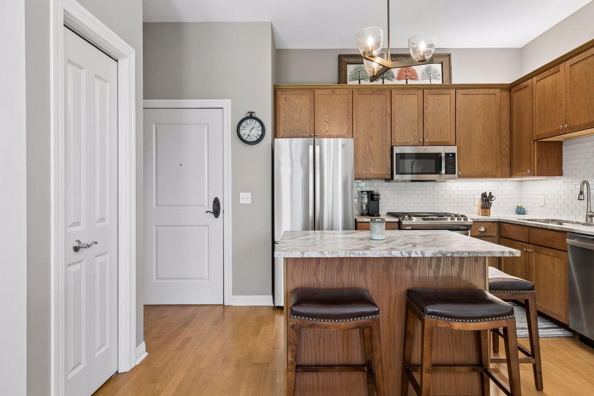 View of Residential at 370 Marshall Avenue #201, Saint Paul MN 55102, Saint Paul (14 of 41) - Mike Wilen | Minnesota Team Real Estate