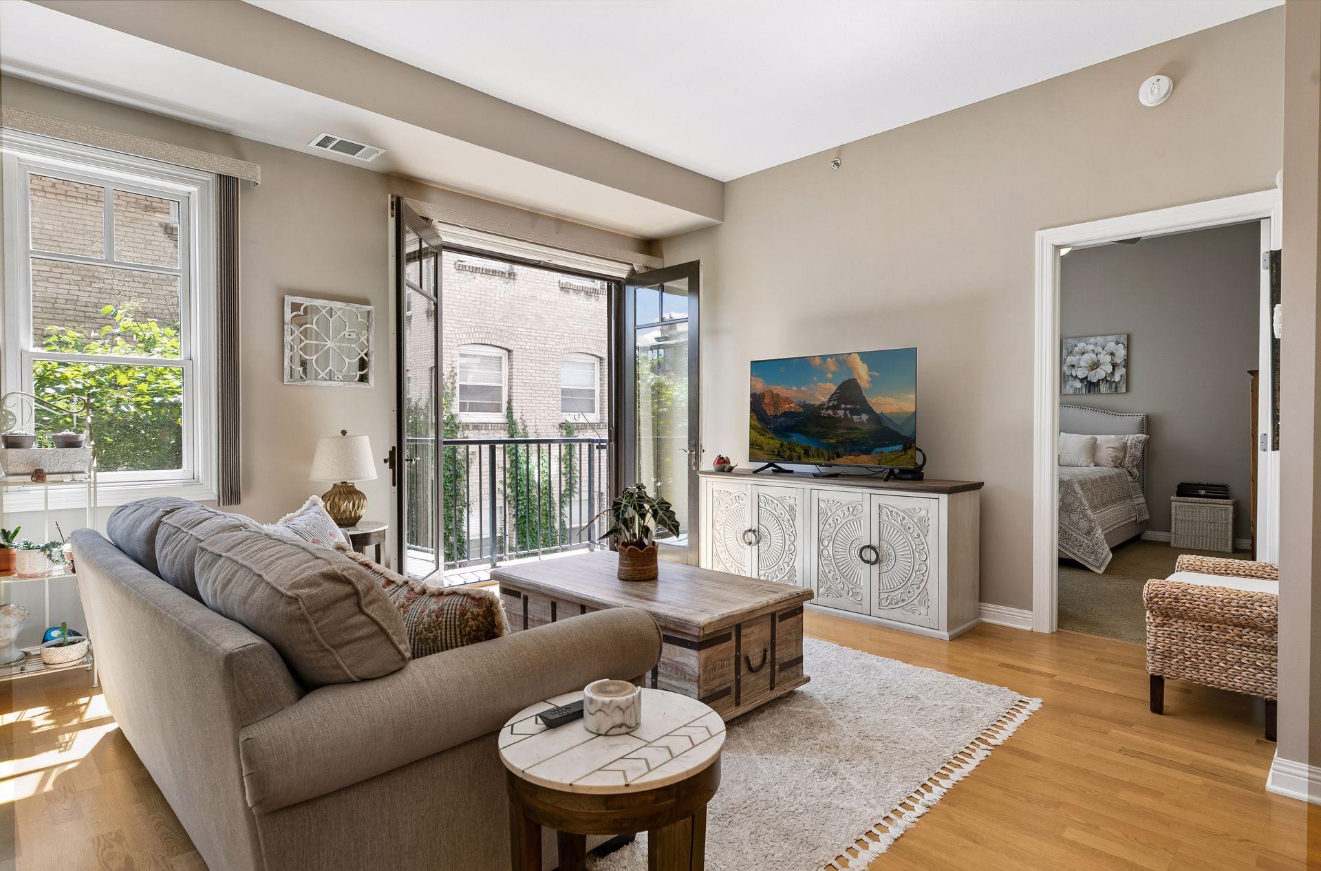 View of Residential at 370 Marshall Avenue #201, Saint Paul MN 55102, Saint Paul (19 of 41) - Mike Wilen | Minnesota Team Real Estate