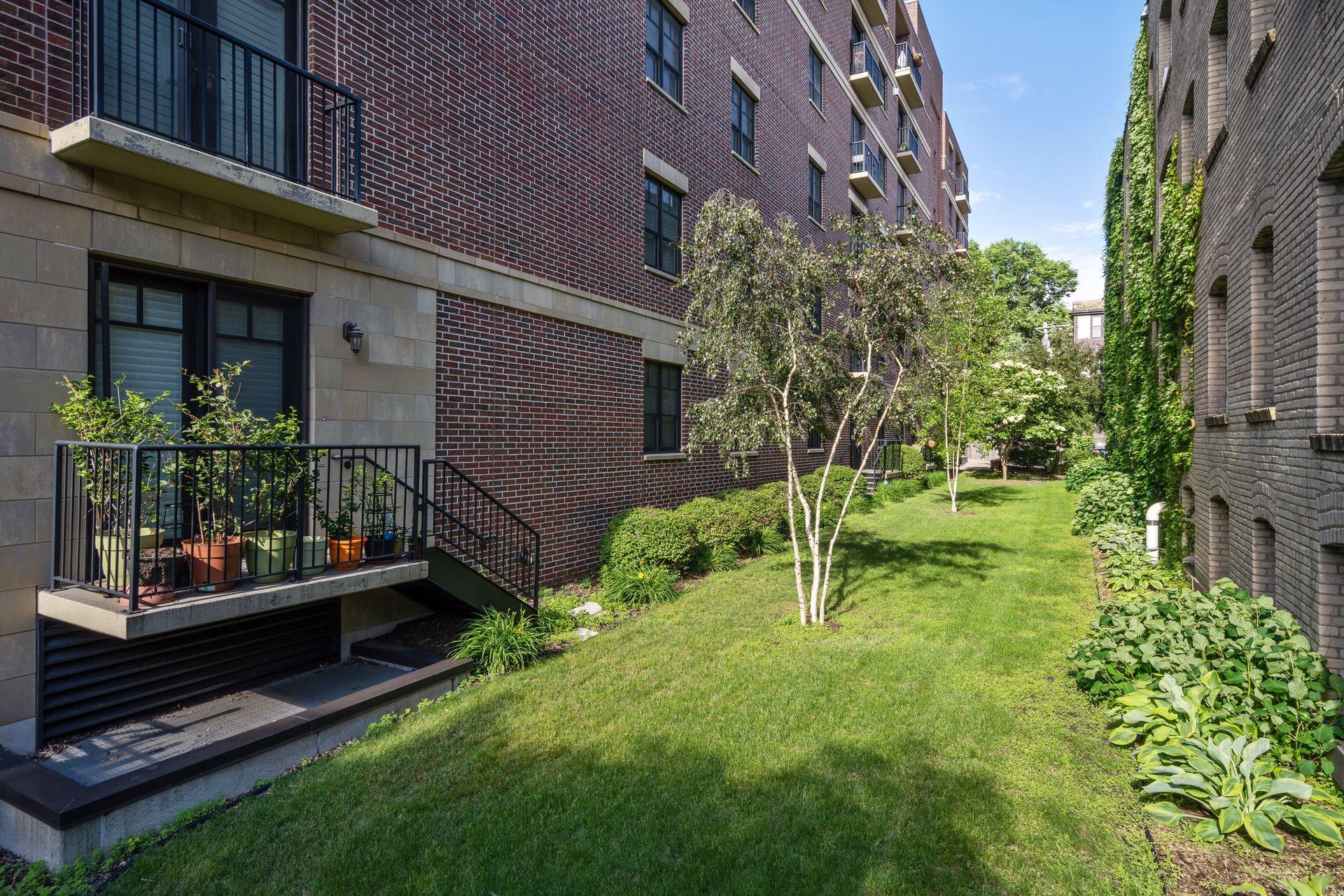 View of Residential at 370 Marshall Avenue #201, Saint Paul MN 55102, Saint Paul (35 of 41) - Mike Wilen | Minnesota Team Real Estate