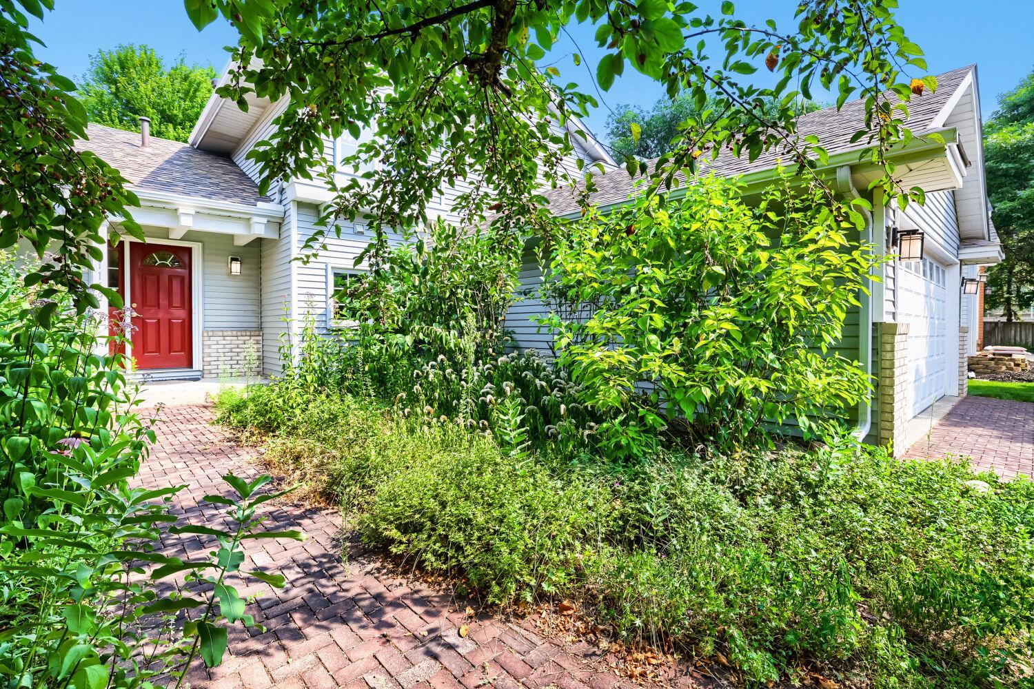 View of Residential at 1119 Bonnieview Drive, Woodbury MN 55129, Woodbury (3 of 45) - Mike Wilen | Minnesota Team Real Estate