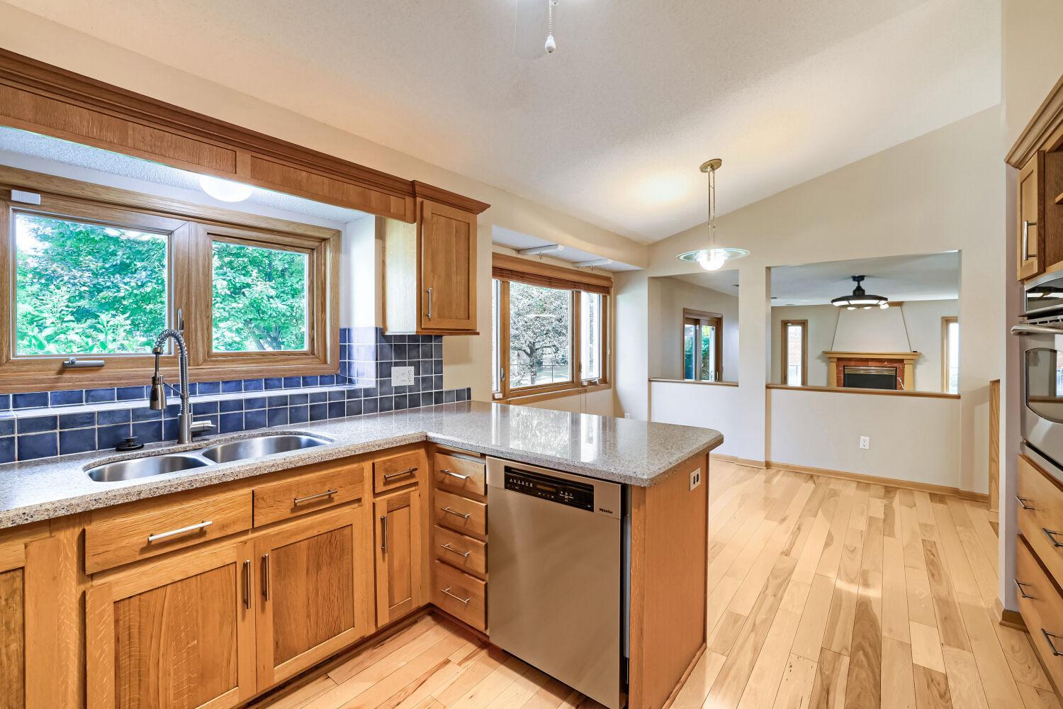 View of Residential at 1119 Bonnieview Drive, Woodbury MN 55129, Woodbury (12 of 45) - Mike Wilen | Minnesota Team Real Estate