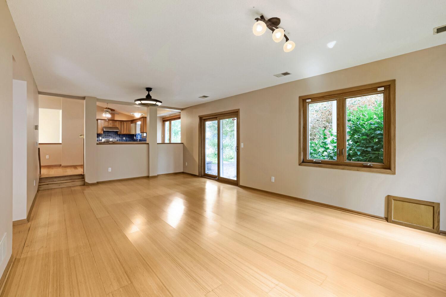 View of Residential at 1119 Bonnieview Drive, Woodbury MN 55129, Woodbury (17 of 45) - Mike Wilen | Minnesota Team Real Estate