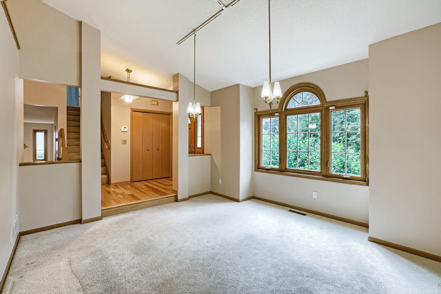 View of Residential at 1119 Bonnieview Drive, Woodbury MN 55129, Woodbury (20 of 45) - Mike Wilen | Minnesota Team Real Estate