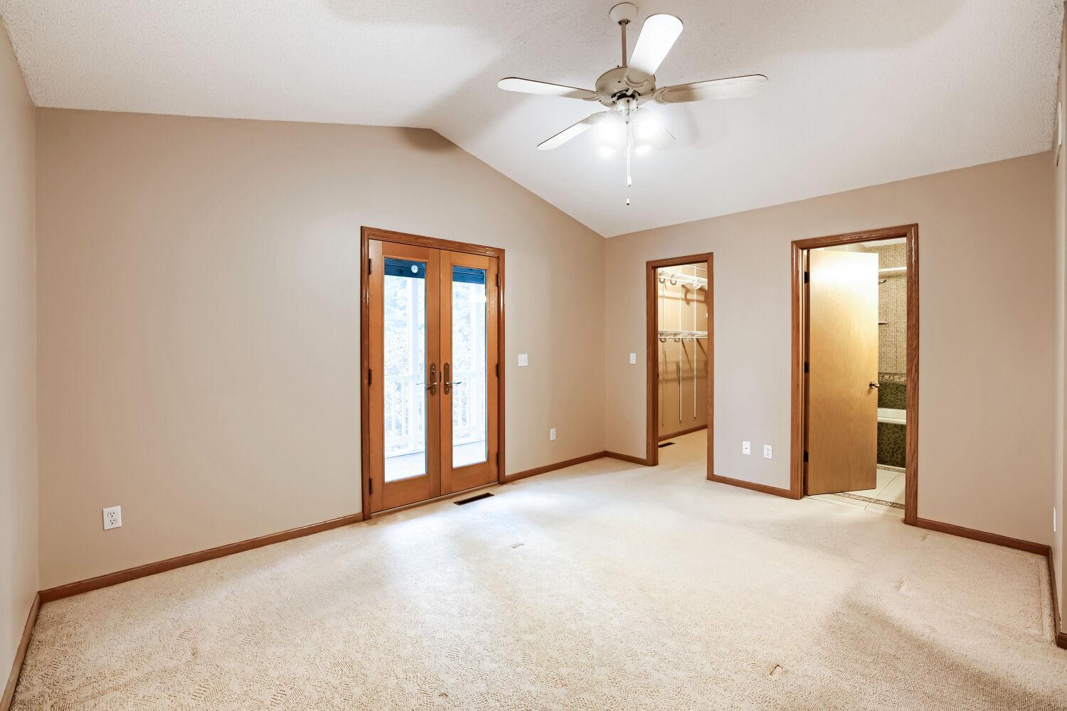 View of Residential at 1119 Bonnieview Drive, Woodbury MN 55129, Woodbury (27 of 45) - Mike Wilen | Minnesota Team Real Estate
