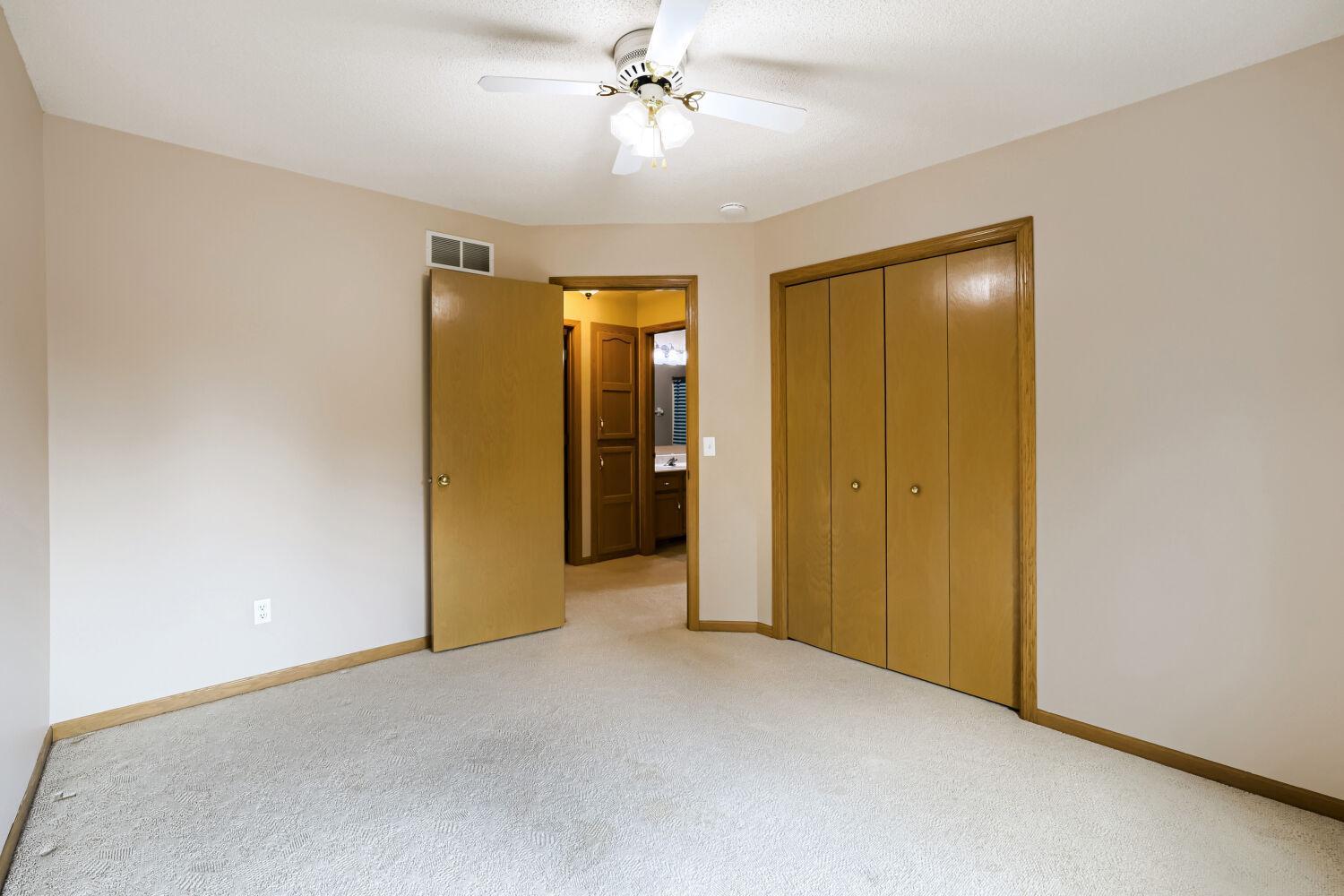 View of Residential at 1119 Bonnieview Drive, Woodbury MN 55129, Woodbury (33 of 45) - Mike Wilen | Minnesota Team Real Estate