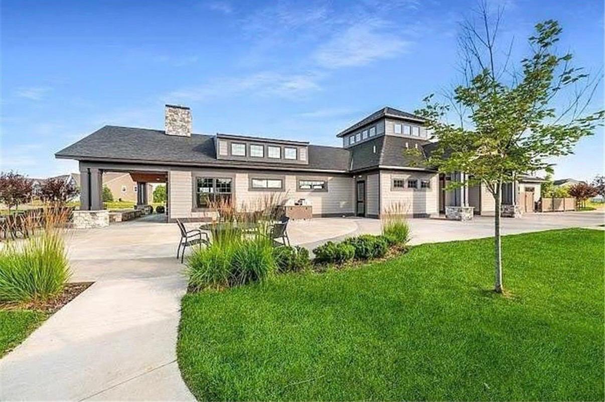 View of Residential at 18135 Gladstone Trail, Lakeville MN 55044, Lakeville (25 of 34) - Mike Wilen | Minnesota Team Real Estate