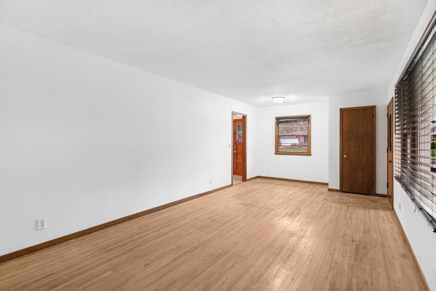 View of Residential at 9141 Oliver Avenue, Bloomington MN 55431, Bloomington (16 of 37) - Mike Wilen | Minnesota Team Real Estate