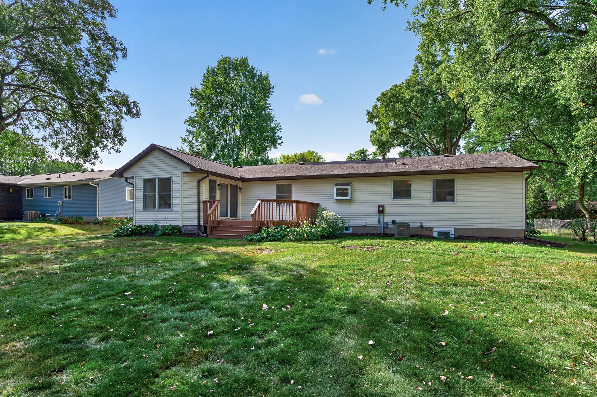 View of Residential at 383 Walker Drive, Vadnais Heights MN 55127, Vadnais Heights (28 of 31) - Mike Wilen | Minnesota Team Real Estate
