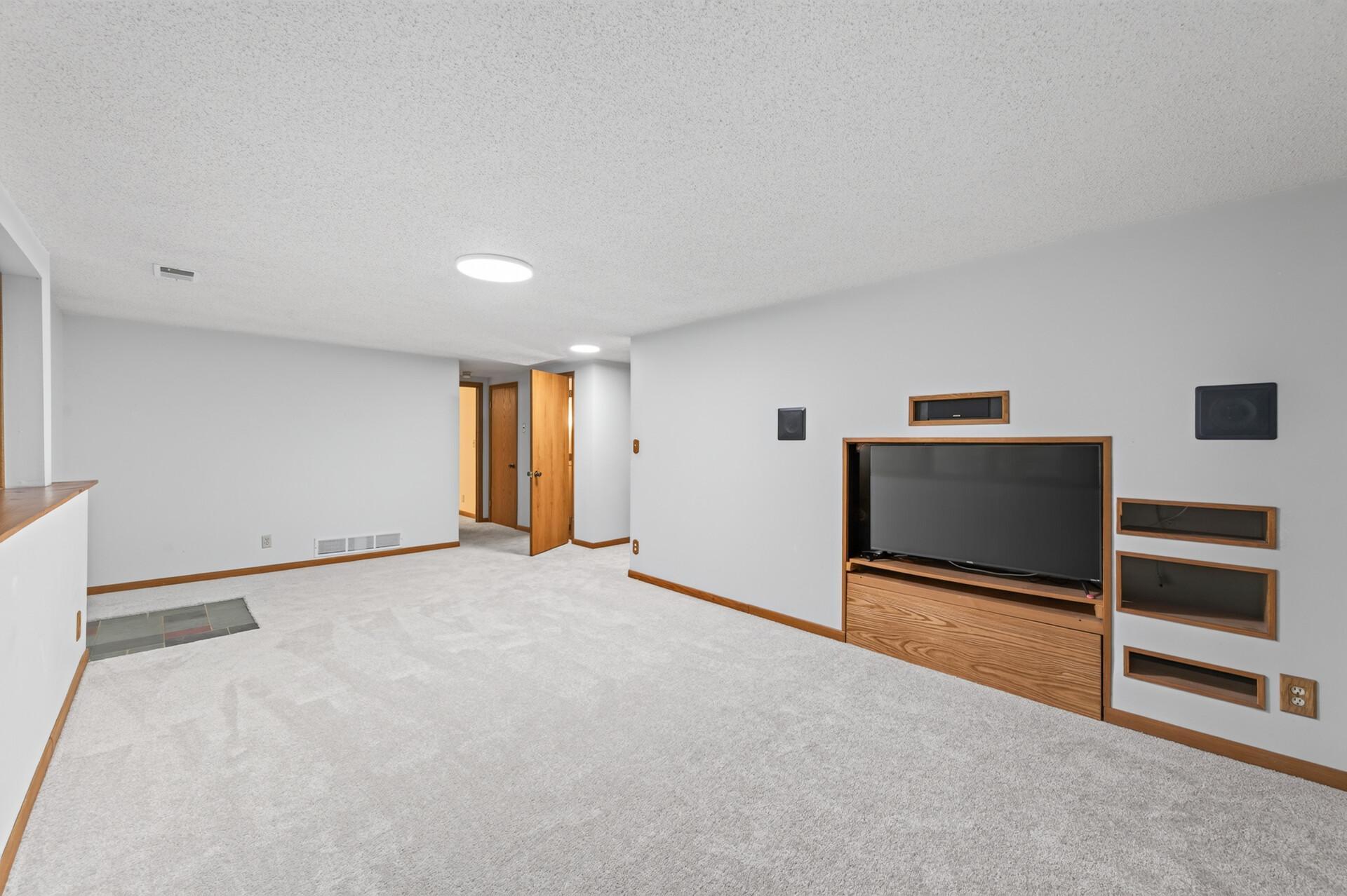 View of Residential at 7712 Riverdale Drive, Brooklyn Park MN 55444, Brooklyn Park (30 of 59) - Mike Wilen | Minnesota Team Real Estate