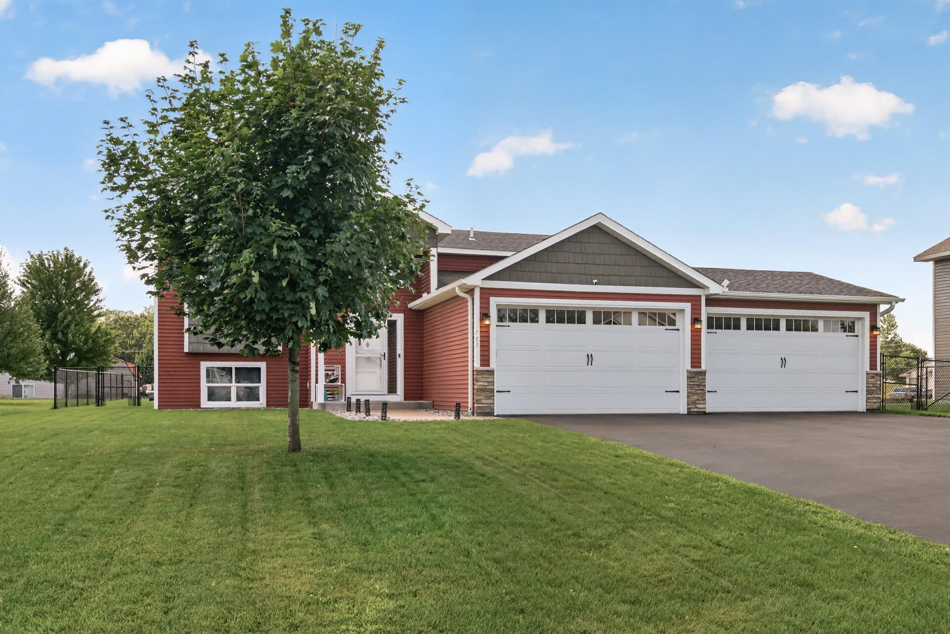 View of Residential at 707 Greenwood Street, Isanti MN 55040, Isanti (46 of 48) - Mike Wilen | Minnesota Team Real Estate
