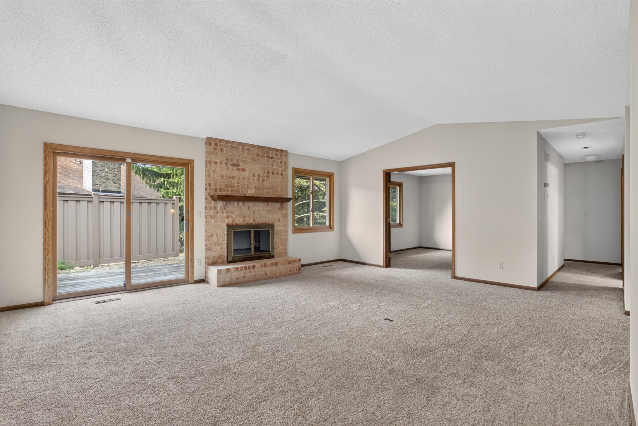 View of Residential at 7055 Robinwood Trail, Woodbury MN 55125, Woodbury (9 of 30) - Mike Wilen | Minnesota Team Real Estate