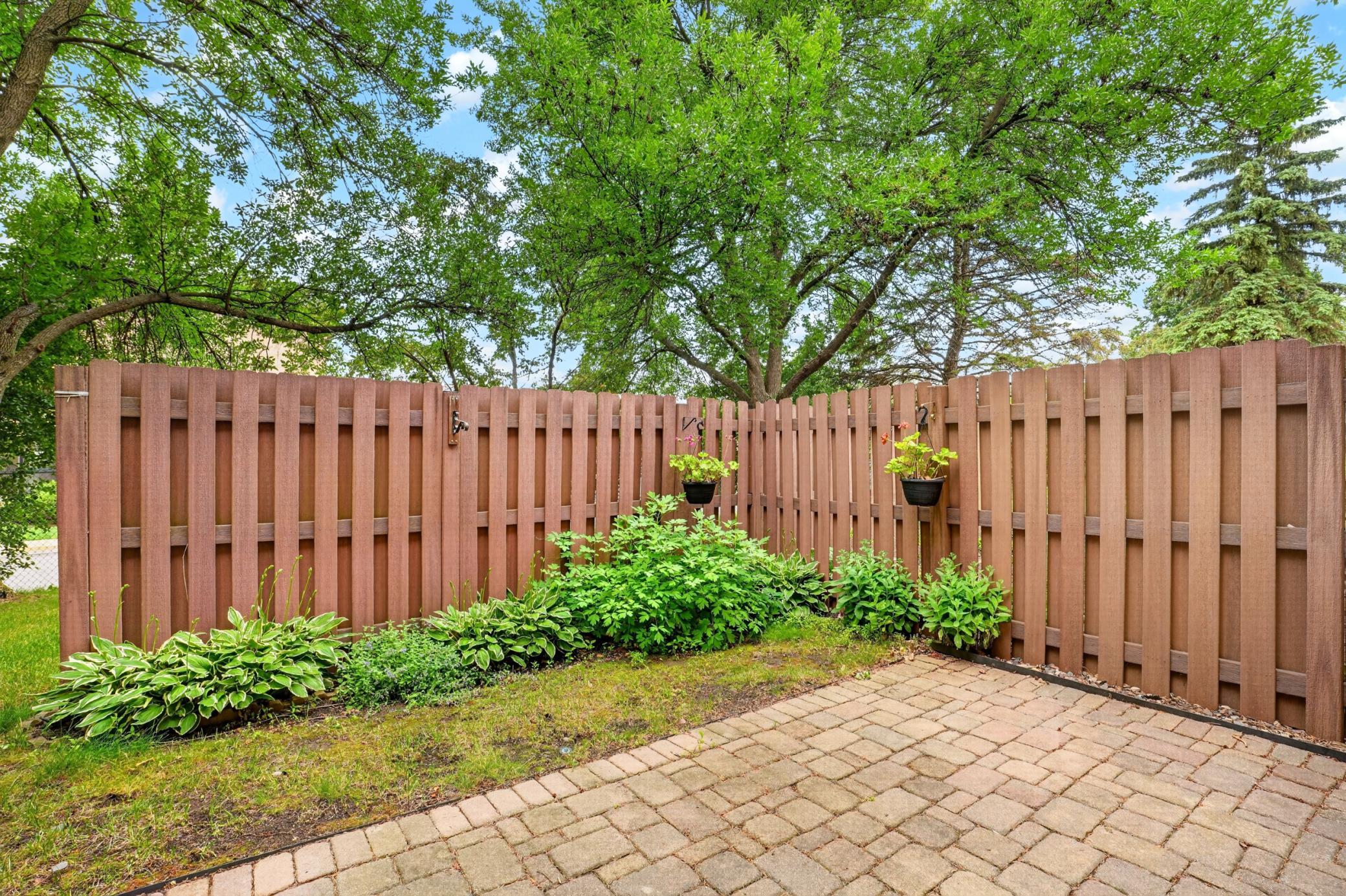View of Residential at 7055 Robinwood Trail, Woodbury MN 55125, Woodbury (25 of 30) - Mike Wilen | Minnesota Team Real Estate
