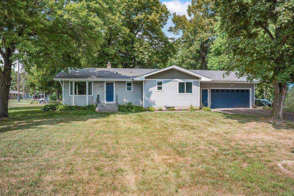 View of Single Family at 727 Tanglewood Drive, Shoreview - Mike Wilen | Minnesota Team Real Estate