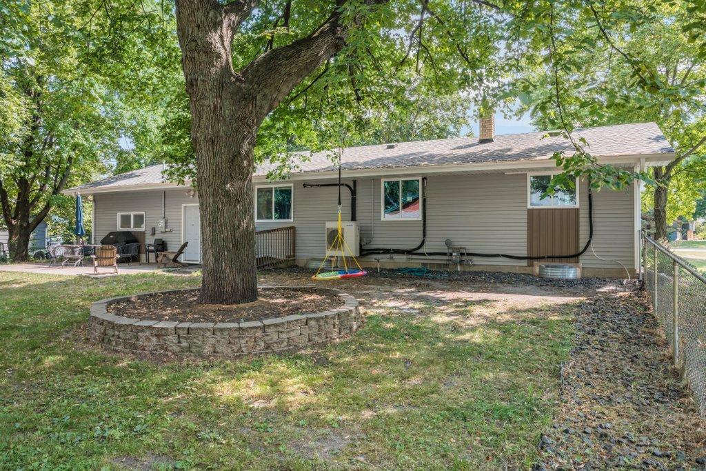 View of Residential at 727 Tanglewood Drive, Shoreview MN 55126, Shoreview (25 of 31) - Mike Wilen | Minnesota Team Real Estate