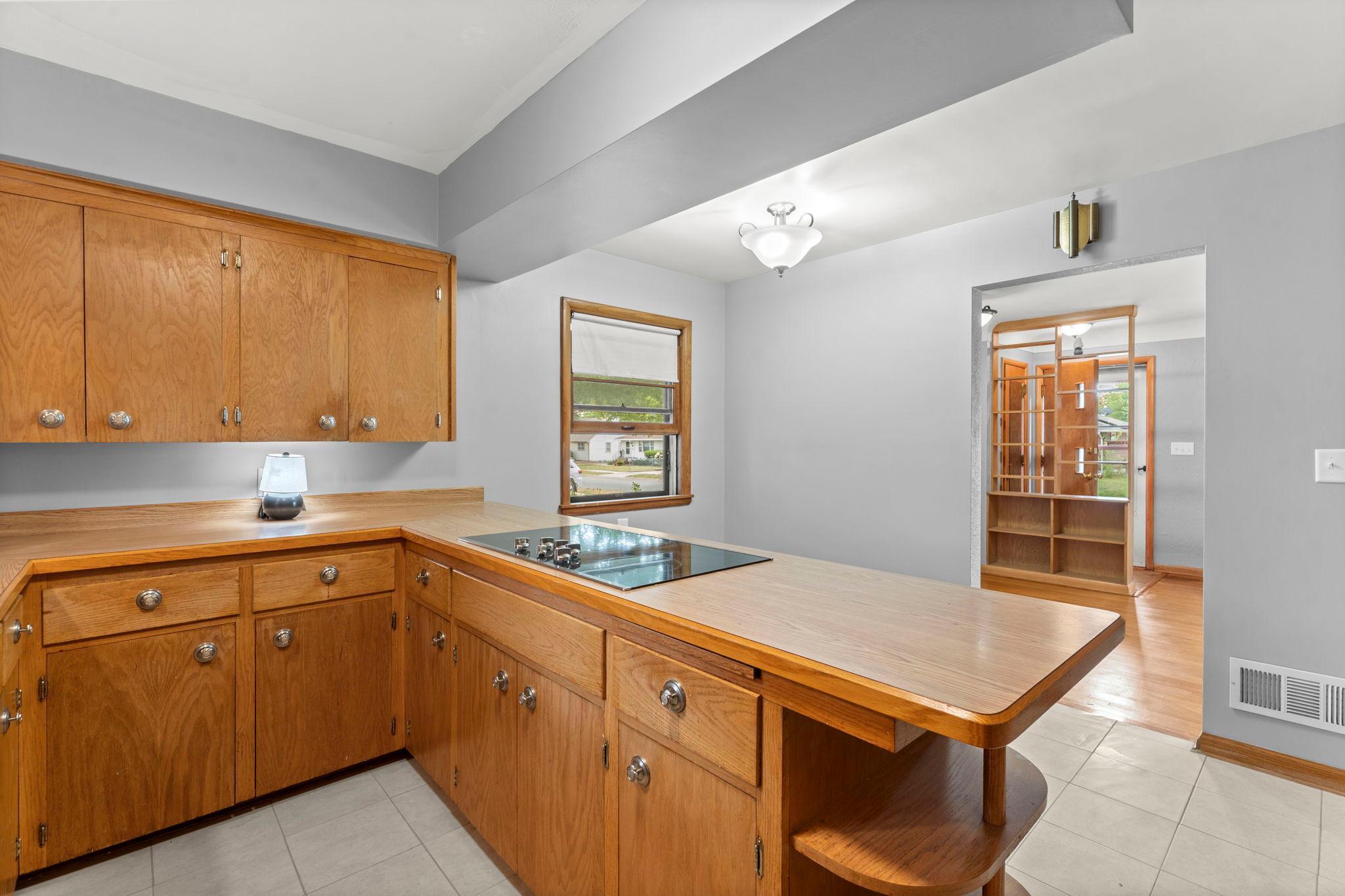 View of Residential at 238 Macarthur Street, South Saint Paul MN 55075, South Saint Paul (11 of 38) - Mike Wilen | Minnesota Team Real Estate