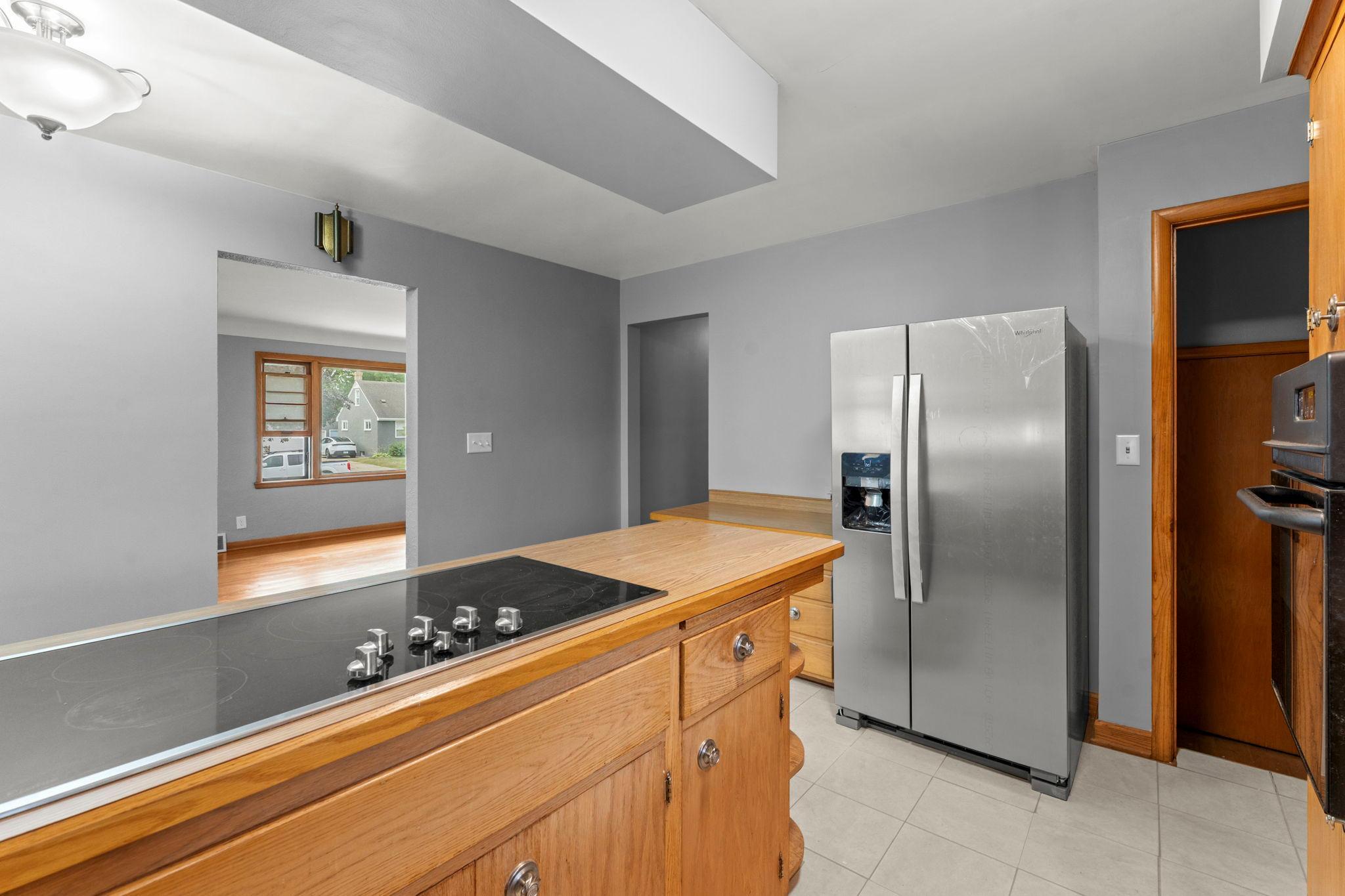 View of Residential at 238 Macarthur Street, South Saint Paul MN 55075, South Saint Paul (10 of 38) - Mike Wilen | Minnesota Team Real Estate
