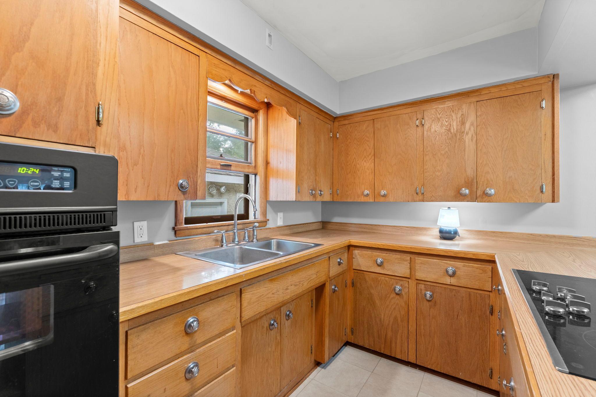 View of Residential at 238 Macarthur Street, South Saint Paul MN 55075, South Saint Paul (8 of 38) - Mike Wilen | Minnesota Team Real Estate