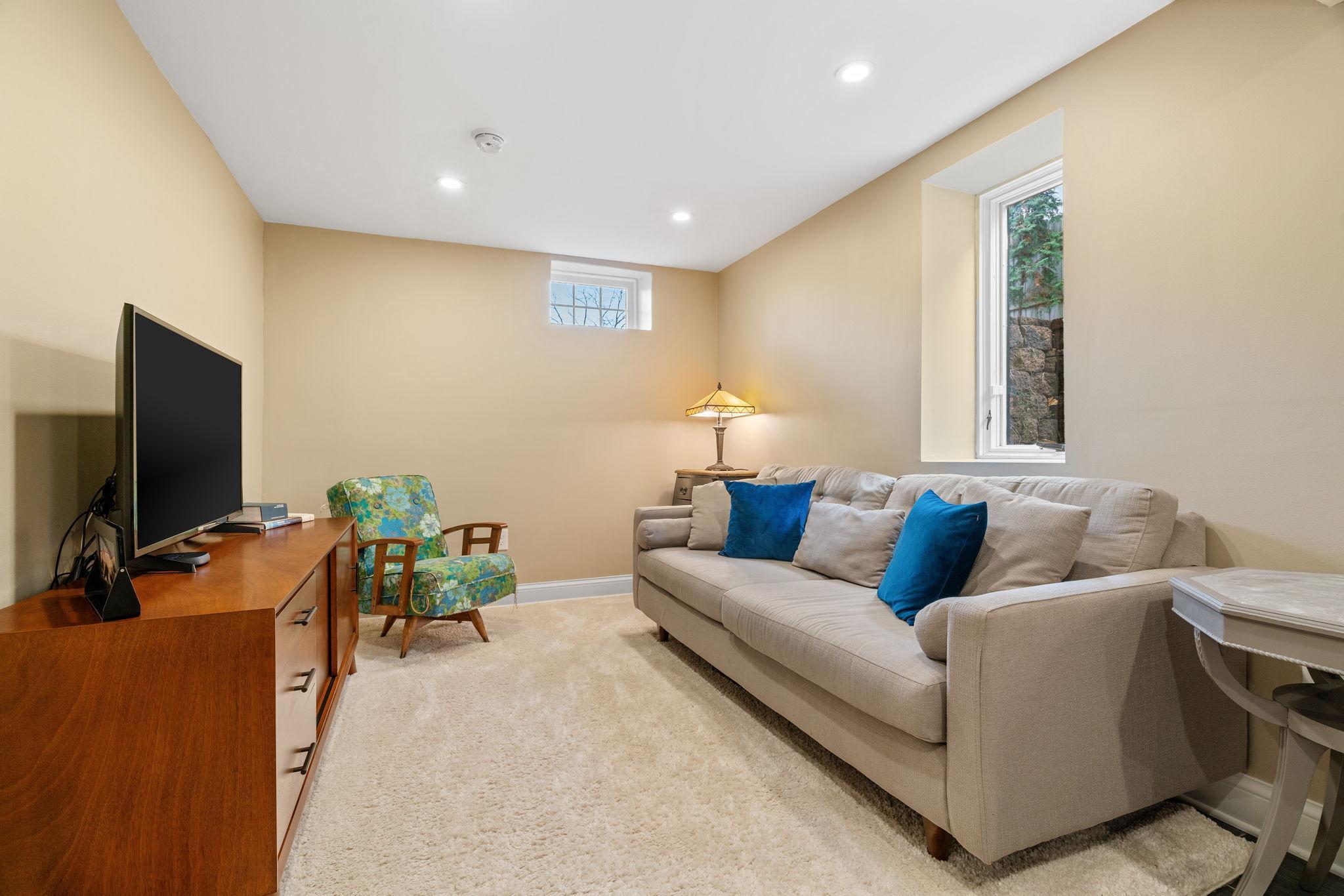 View of Residential at 4715 Wentworth Avenue, Minneapolis MN 55419, Minneapolis (17 of 25) - Mike Wilen | Minnesota Team Real Estate