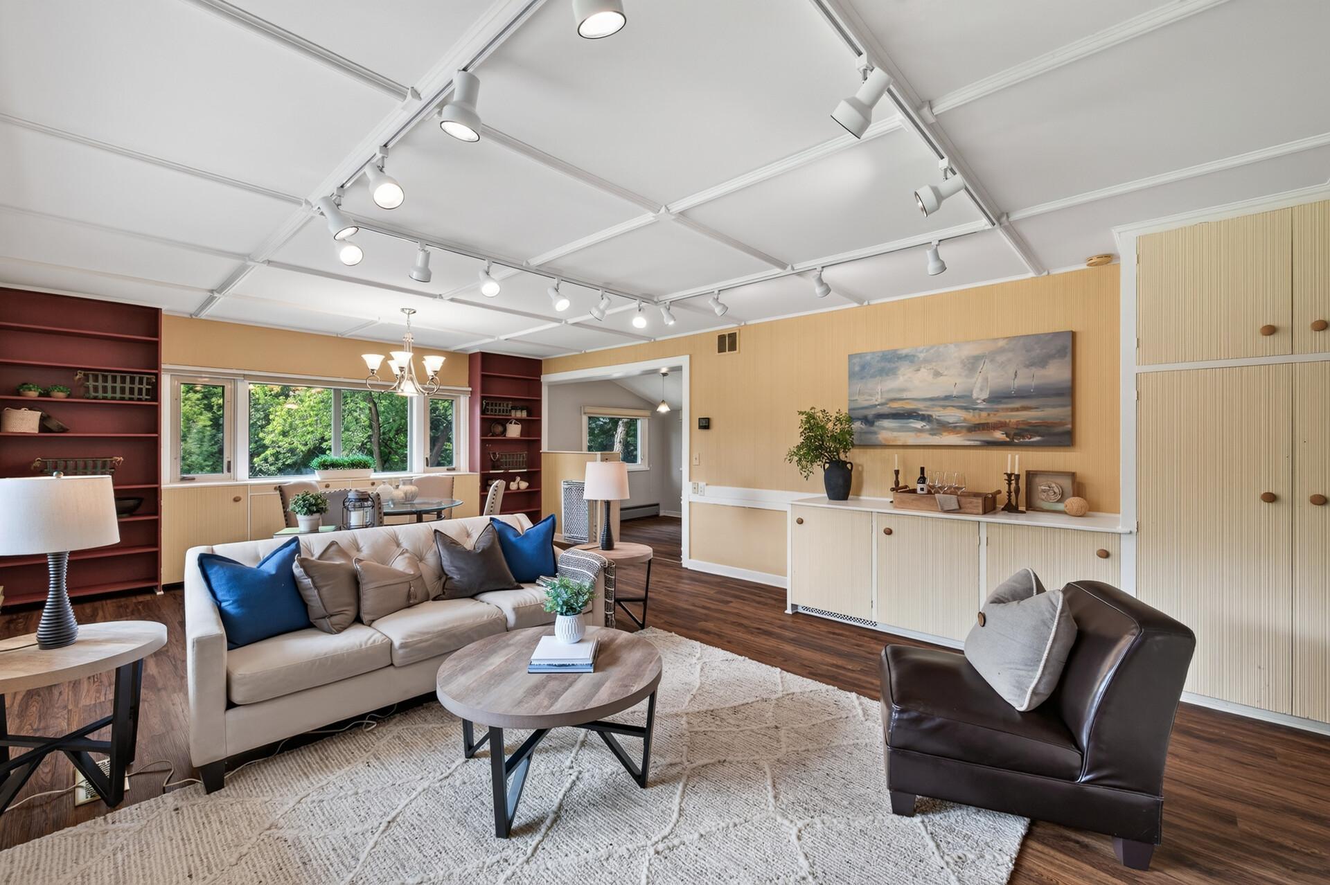 View of Residential at 12020 Mayflower Circle, Minnetonka MN 55305, Minnetonka (14 of 59) - Mike Wilen | Minnesota Team Real Estate