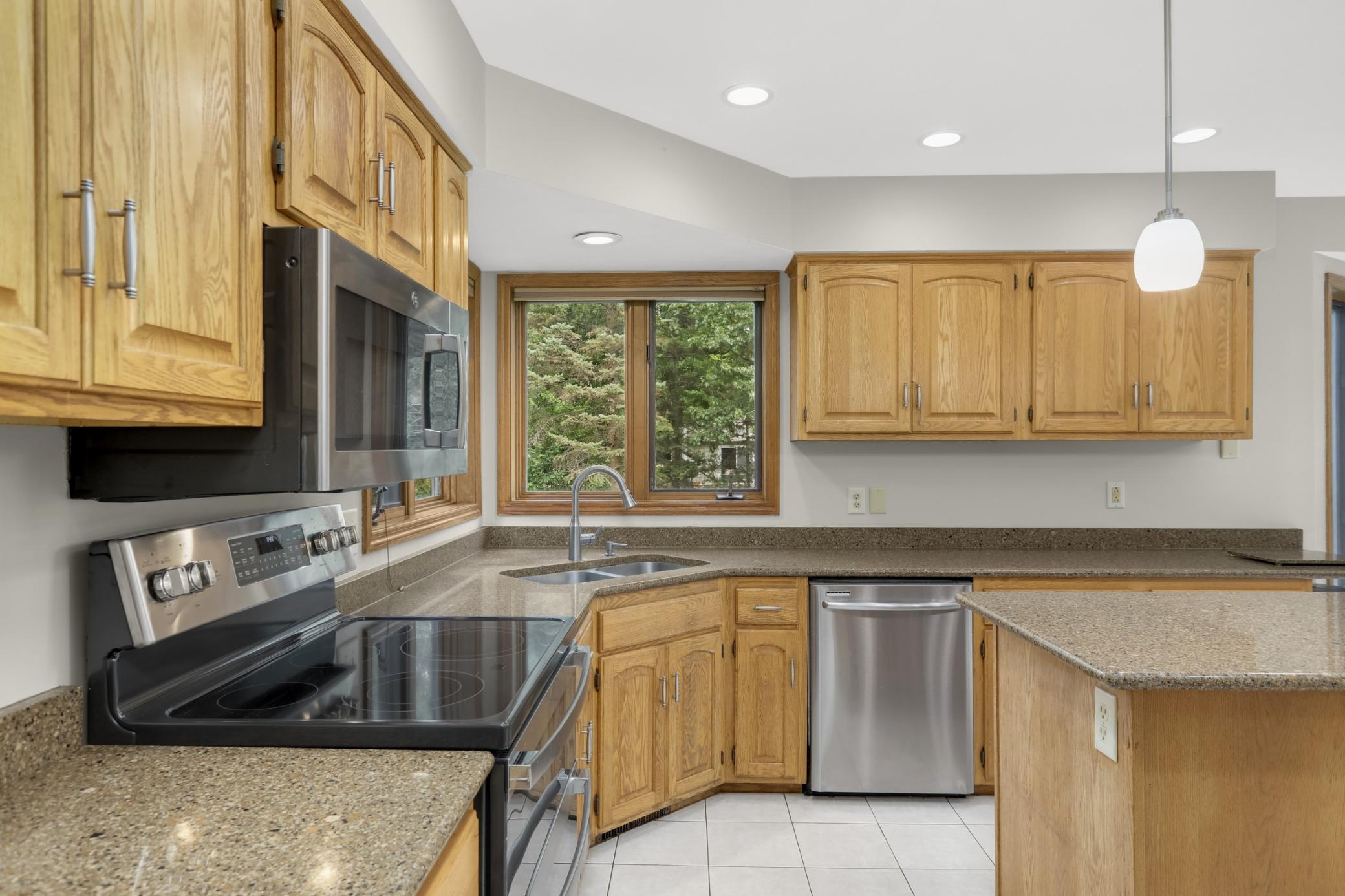 View of Residential at 1381 Interlachen Drive, Eagan MN 55123, Eagan (16 of 48) - Mike Wilen | Minnesota Team Real Estate
